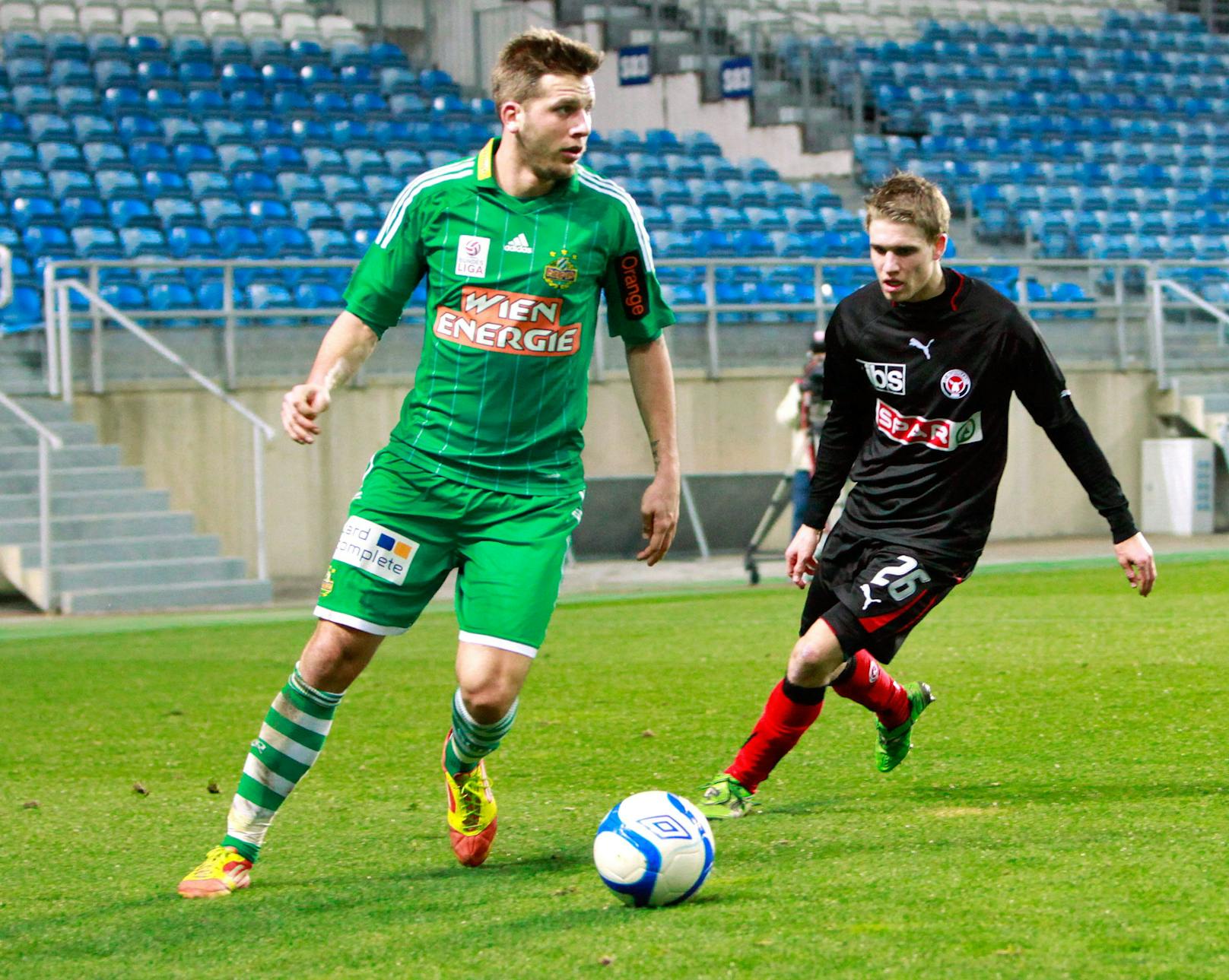 Der Kärntner stürmte drei Jahre in Hütteldorf, reifte bei Rapid zum Nationalspieler. 2012 gab Burgstaller sein ÖFB-Debüt unter Teamchef Marcel Koller.