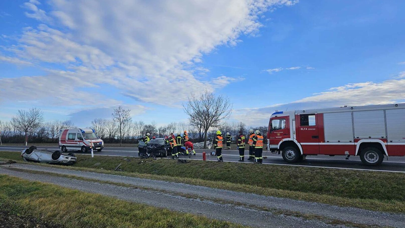 Pkw überschlug sich bei Crash – zwei Schwerverletzte