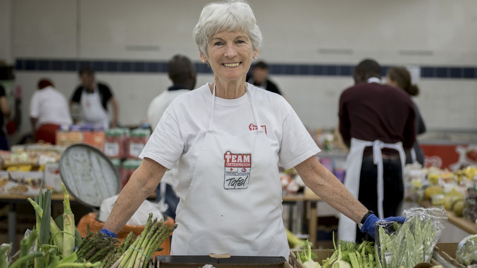 Maria Eisenreich aus Wien engagiert sich freiwillig bei der "Team Österreich Tafel".