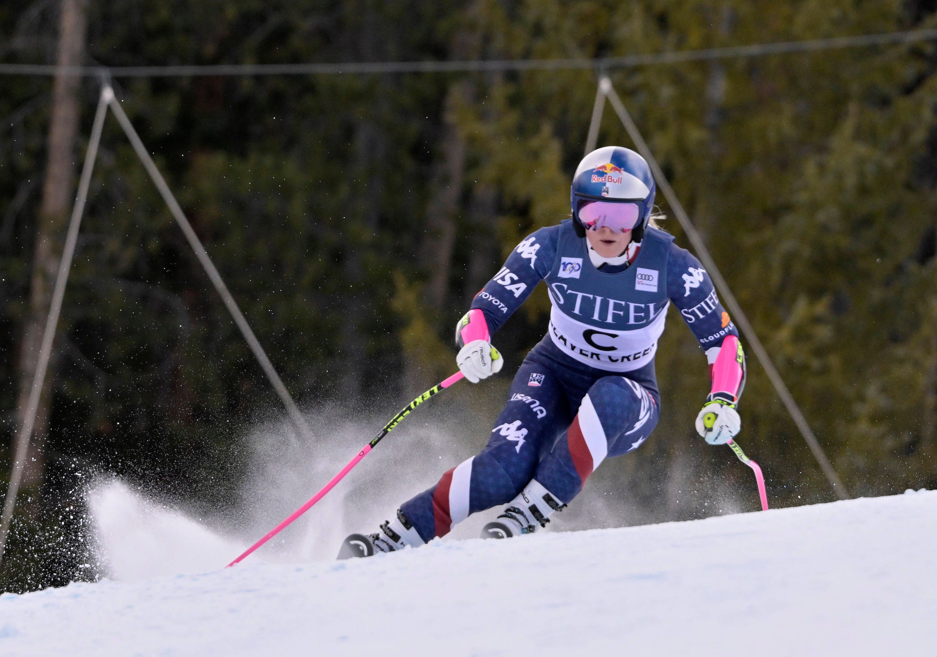Lindsey Vonn rast mit 40 Jahren wieder die Weltcup-Abfahrten runter.