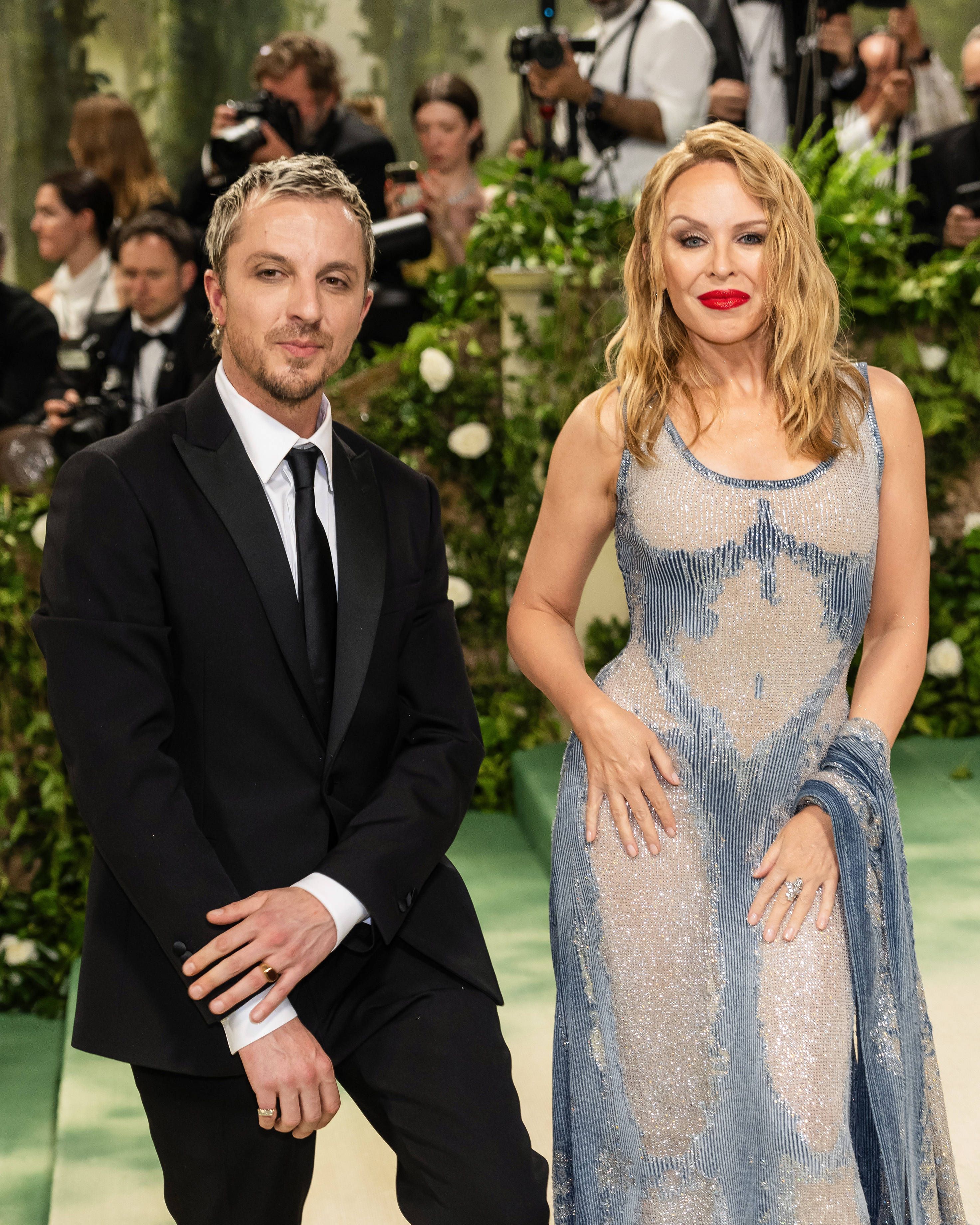 Kylie Minogue kleidete Glenn Martens für die Met Gala ein und ließ sie 