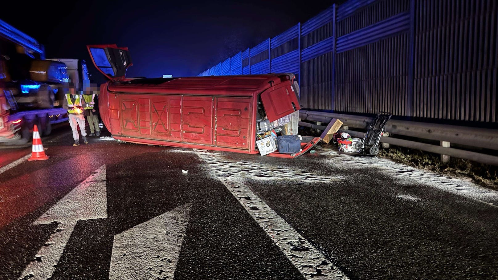 Alle beteiligten Personen wurden vom Rettungsdienst erstversorgt.