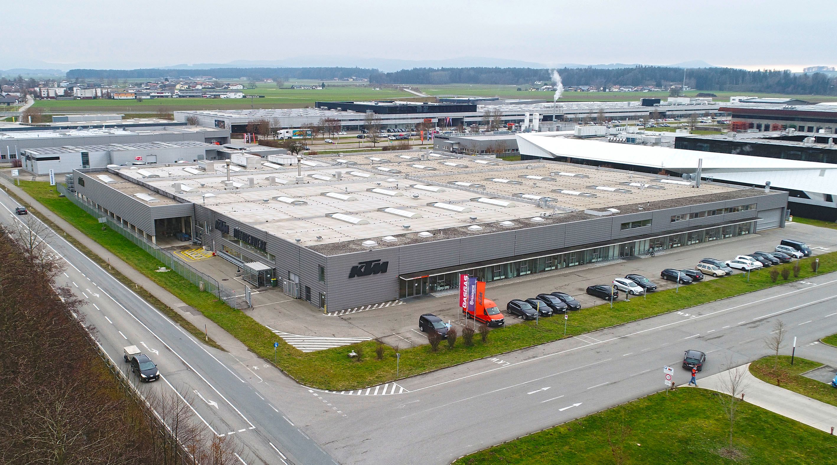 Turbulente Zeiten im Innviertel. Im Bild: KTM-Motorenwerk in Munderfing (Bez. Braunau)