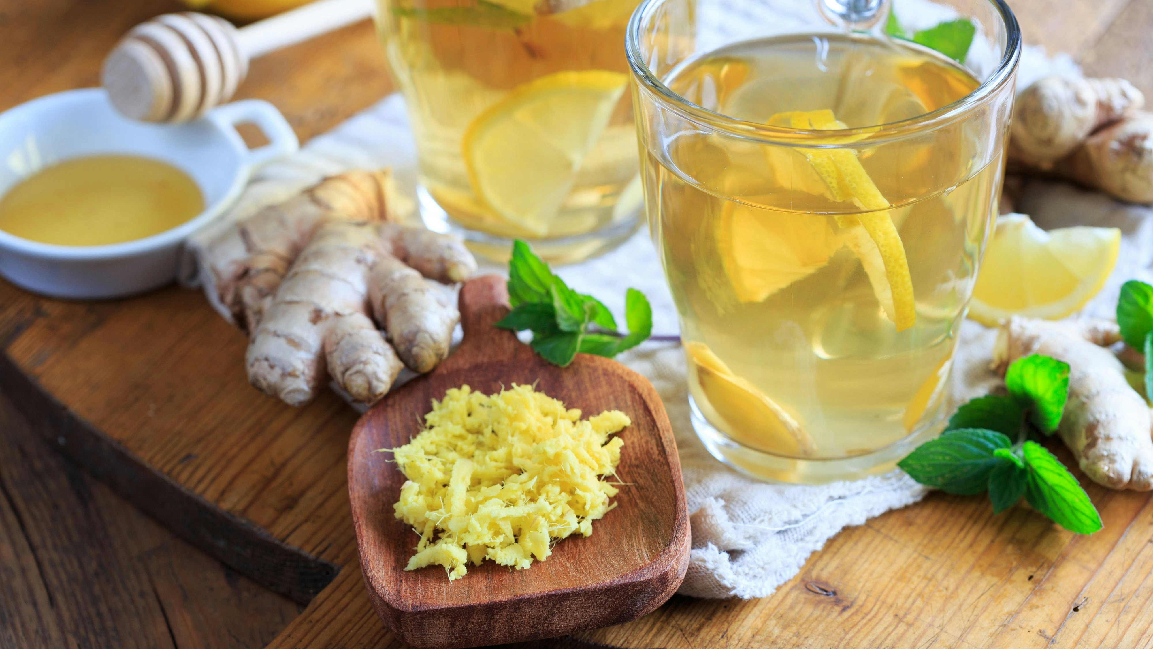 Ginger tea with mint and lemon