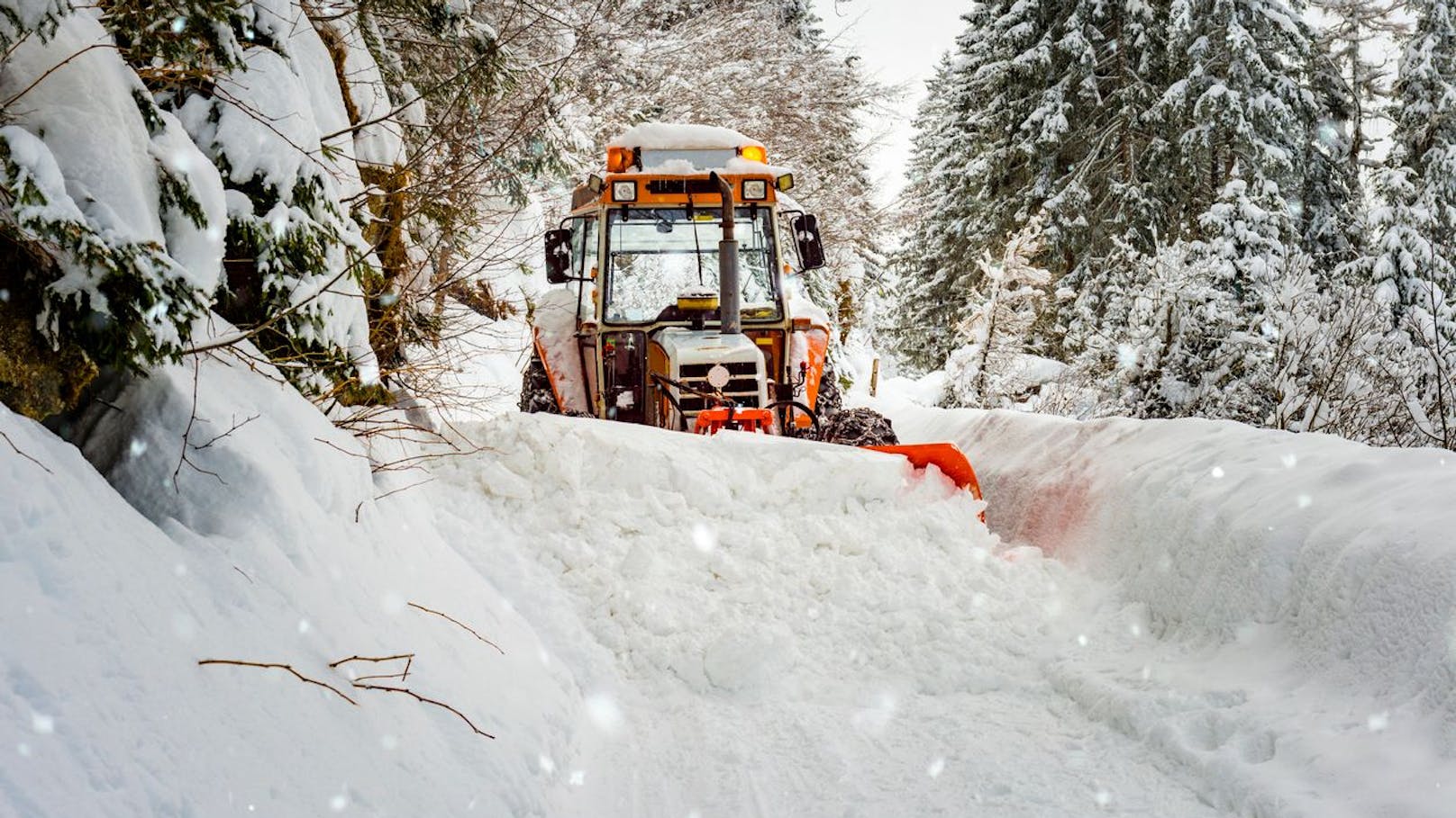 "Es wird spannend" – Warnstufe Rot wegen Winter-Walze