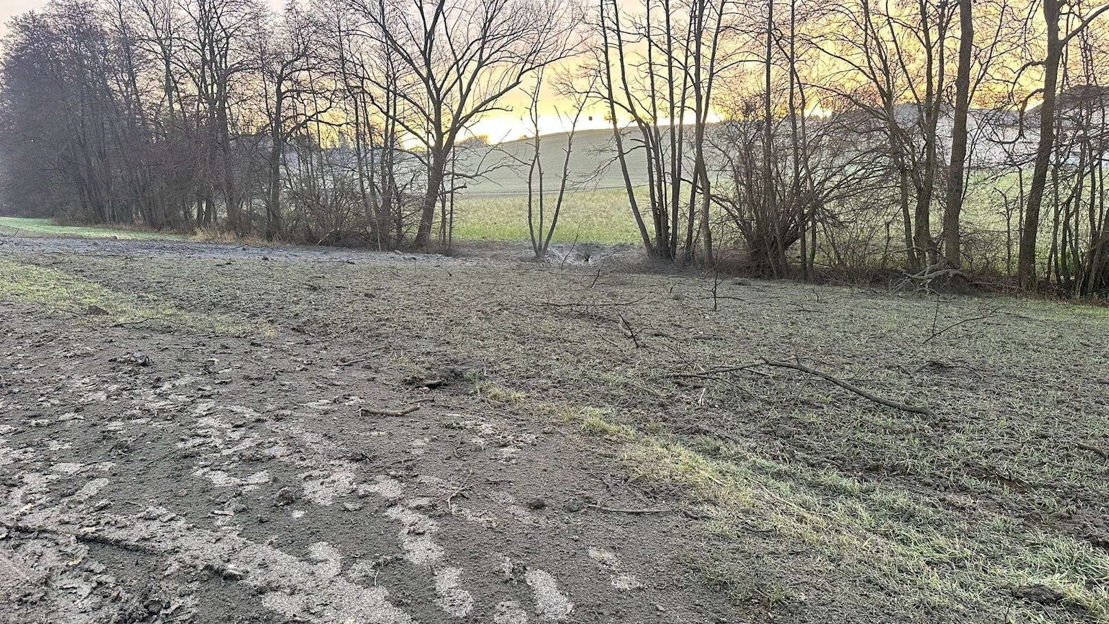 In den frühen Morgenstunden kam es in der Nähe von Haag zu einem schwerwiegenden Vorfall, bei dem eine Gashochdruckleitung gerissen ist.