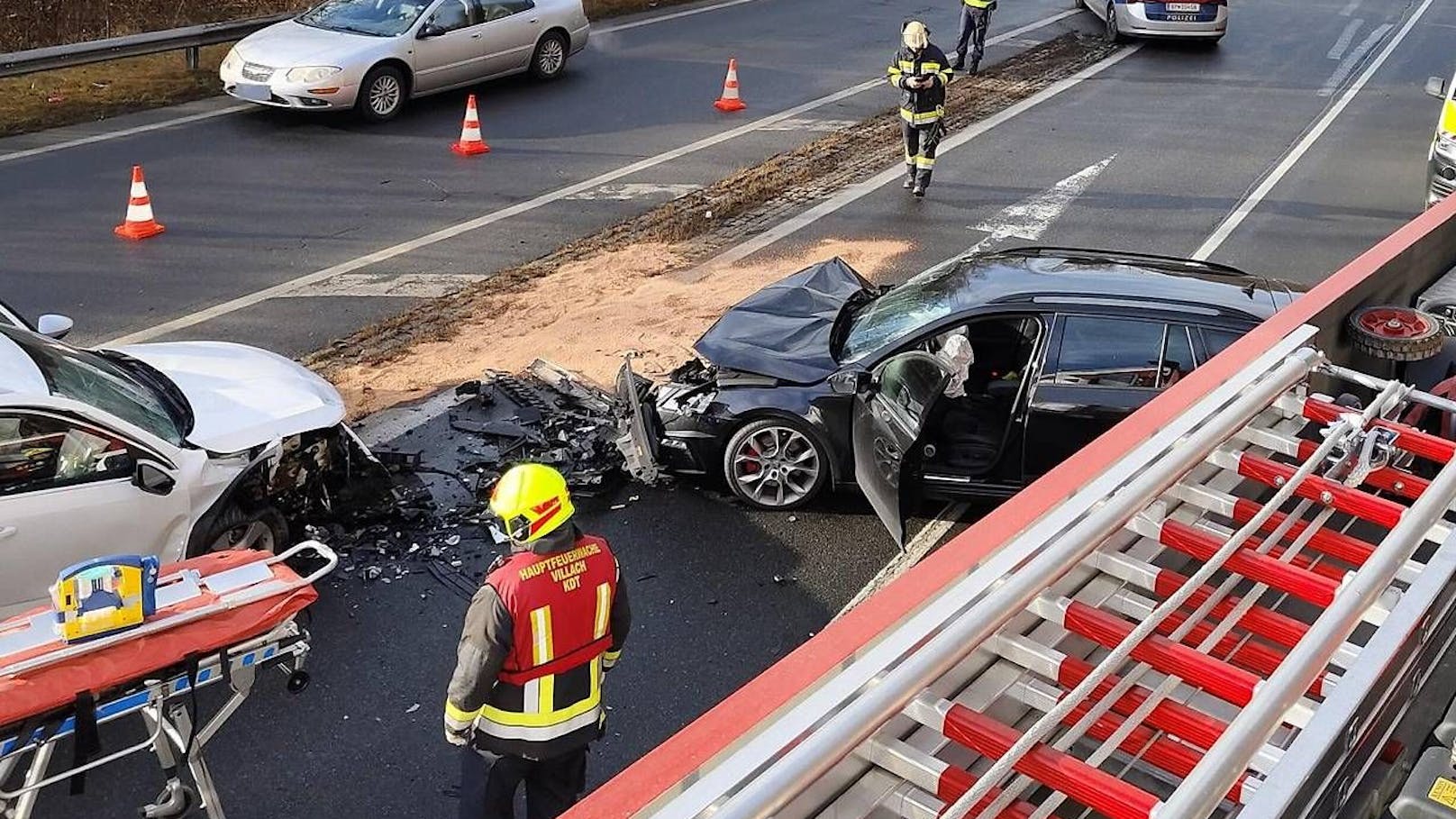 Zwei schwere Unfälle fordern Einsatzkräfte in Villach