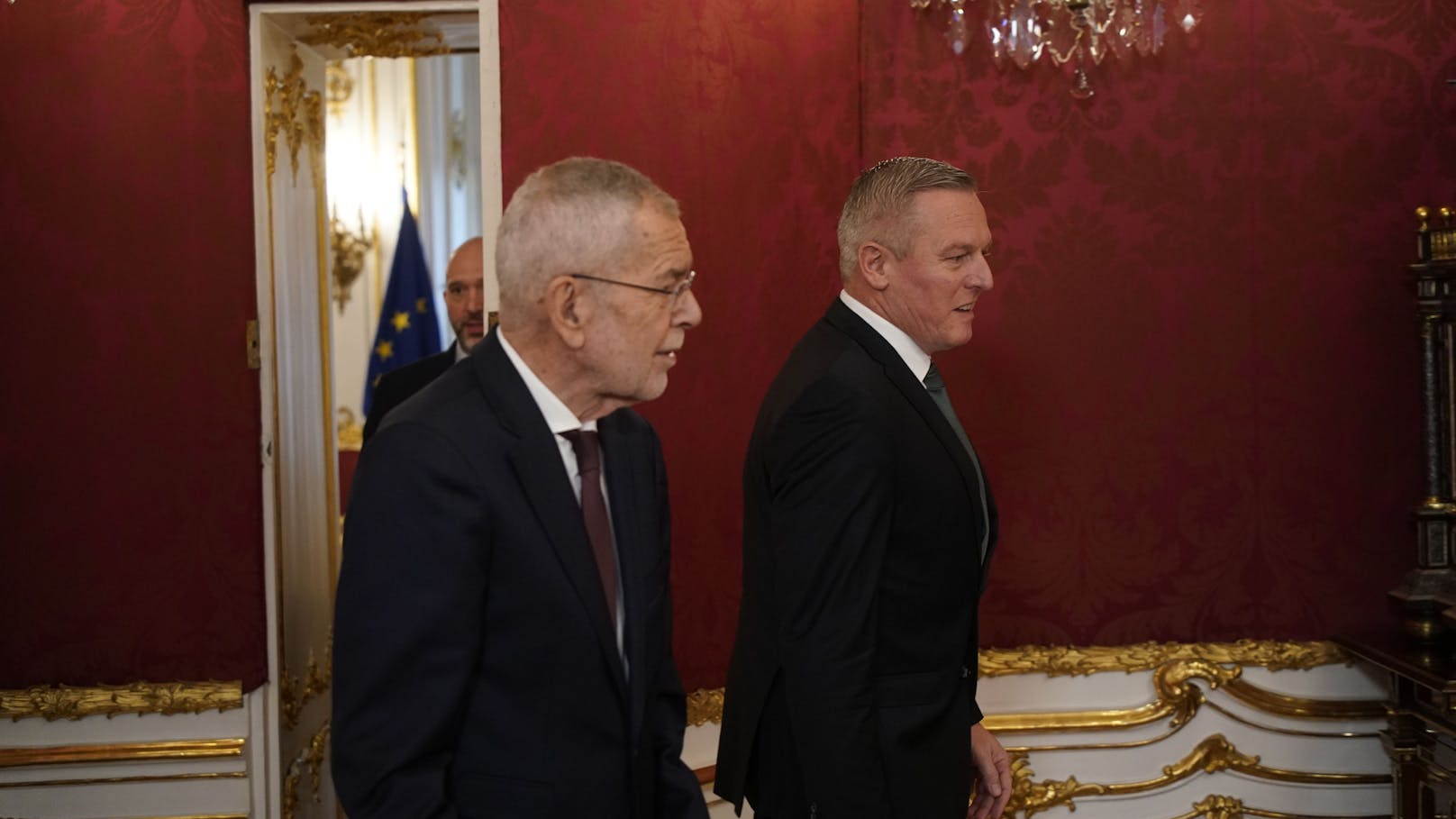 Bundespräsident Alexander Van der Bellen und der neue steirische Landeshauptmann Mario Kunasek (FPÖ).