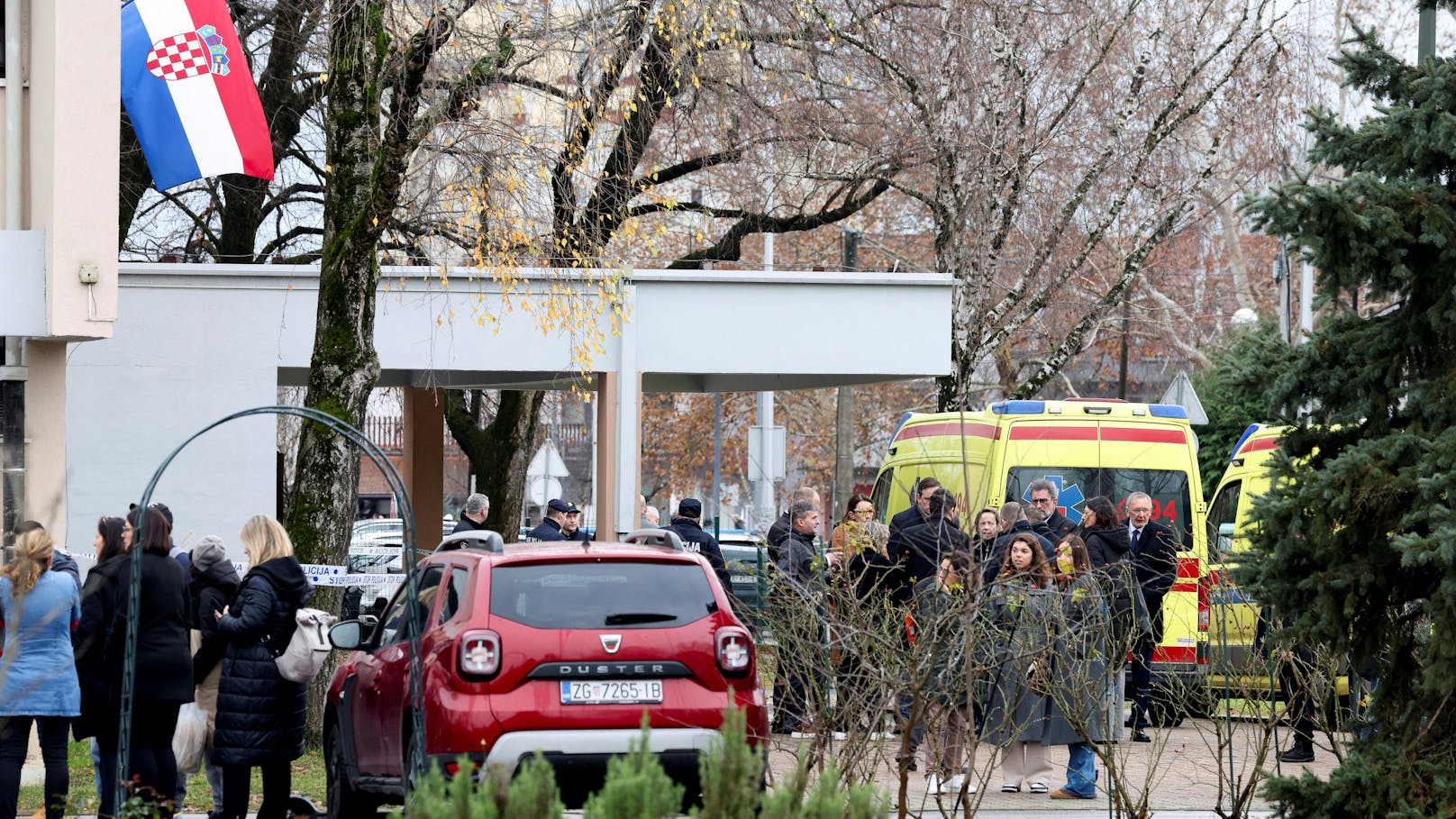 Siebenjährige bei Amoklauf in Volksschule getötet