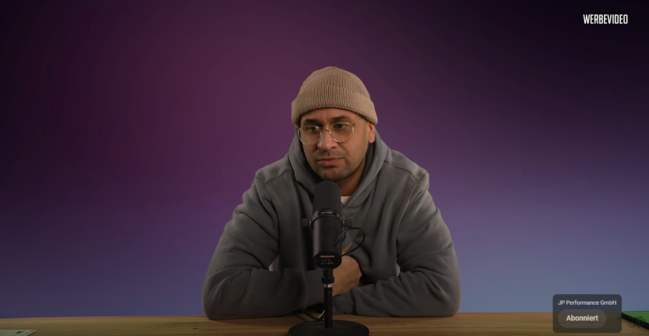 Jean Pierre Kramer (44) steigt auf die Bremse.