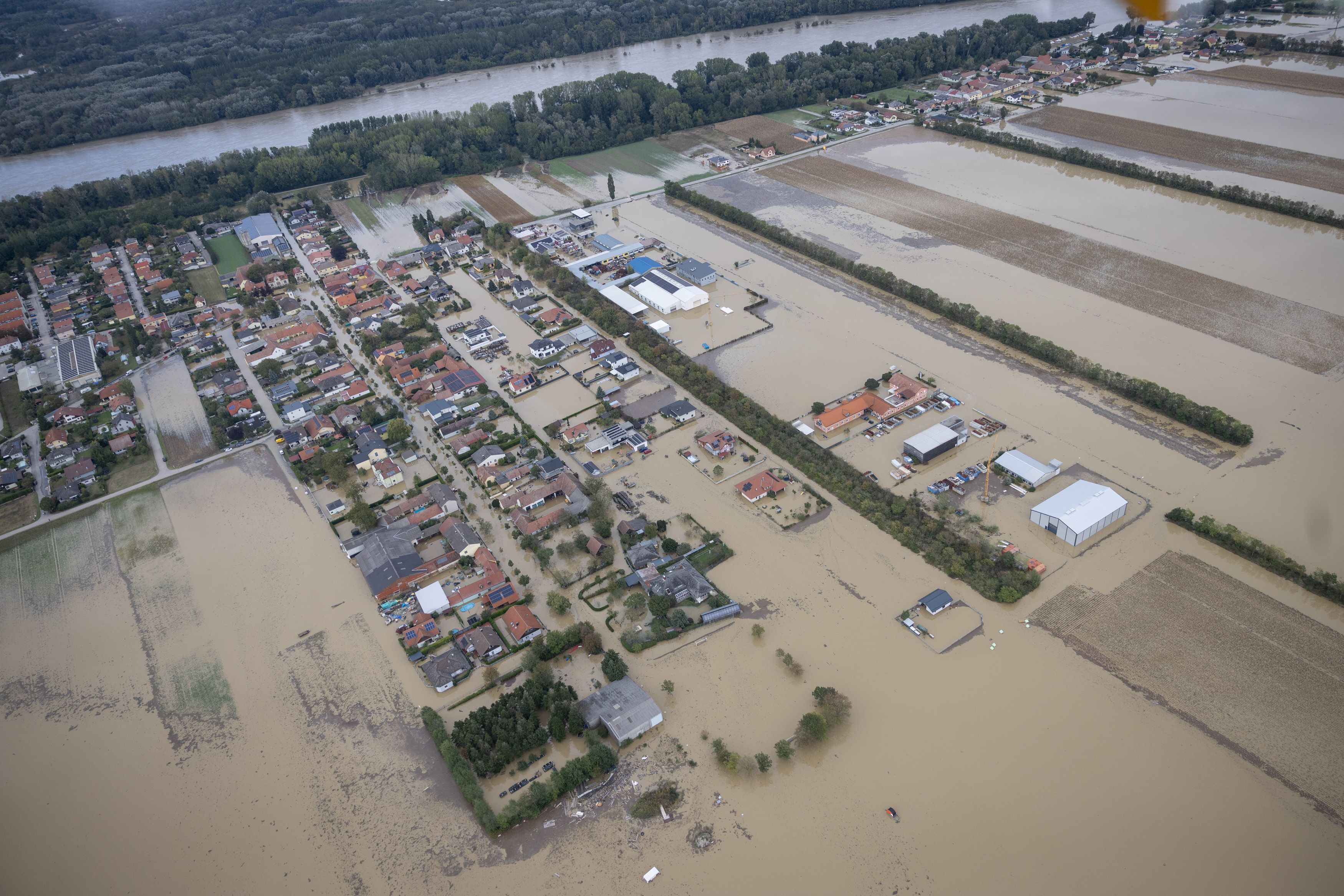 Heute.at - Sintflut nach Hitze-Sommer –  Meteorologen in Sorge