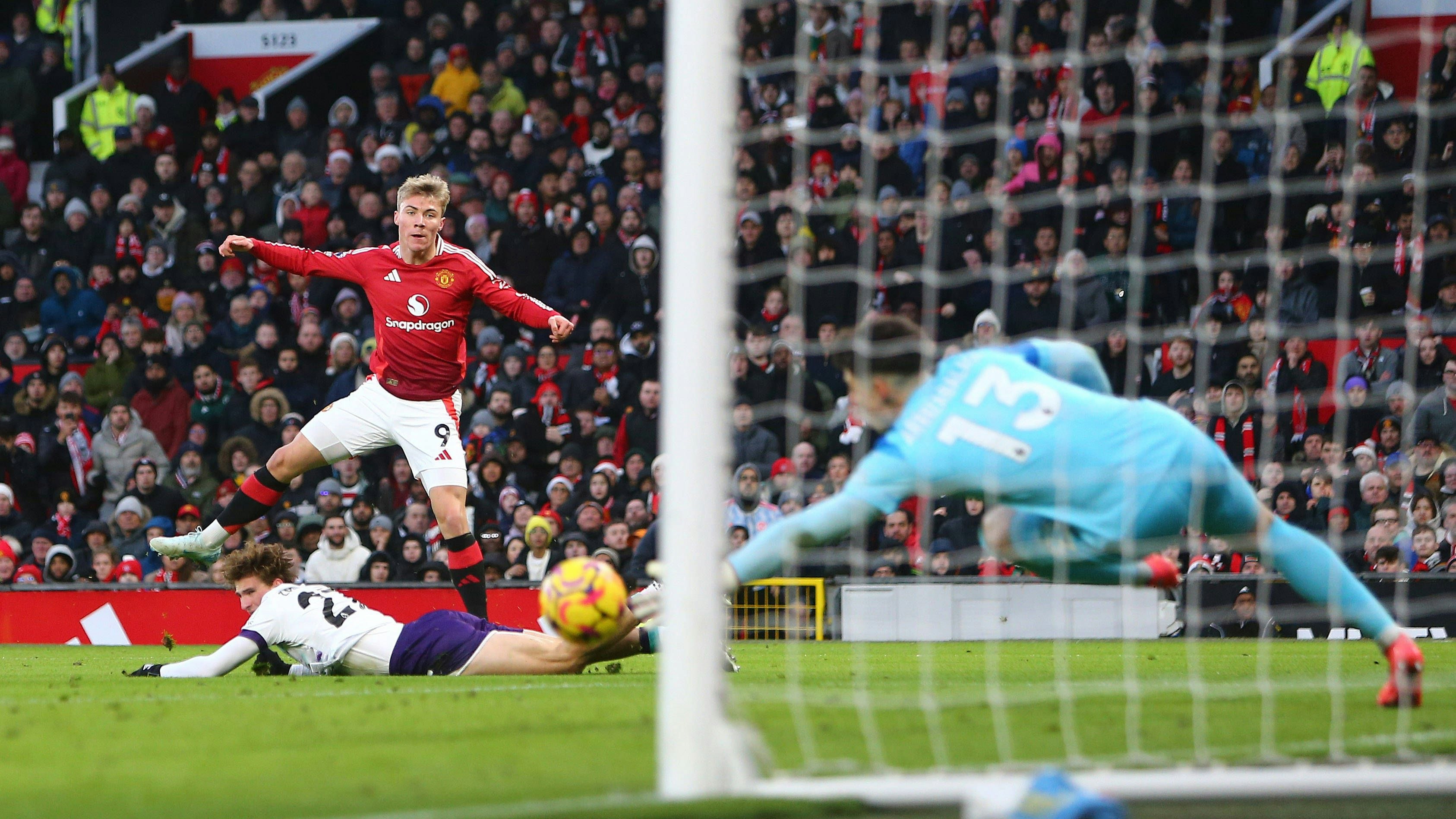 Ex-Sturm-Star Rasmus Höjlund steckt mit United in der Krise.