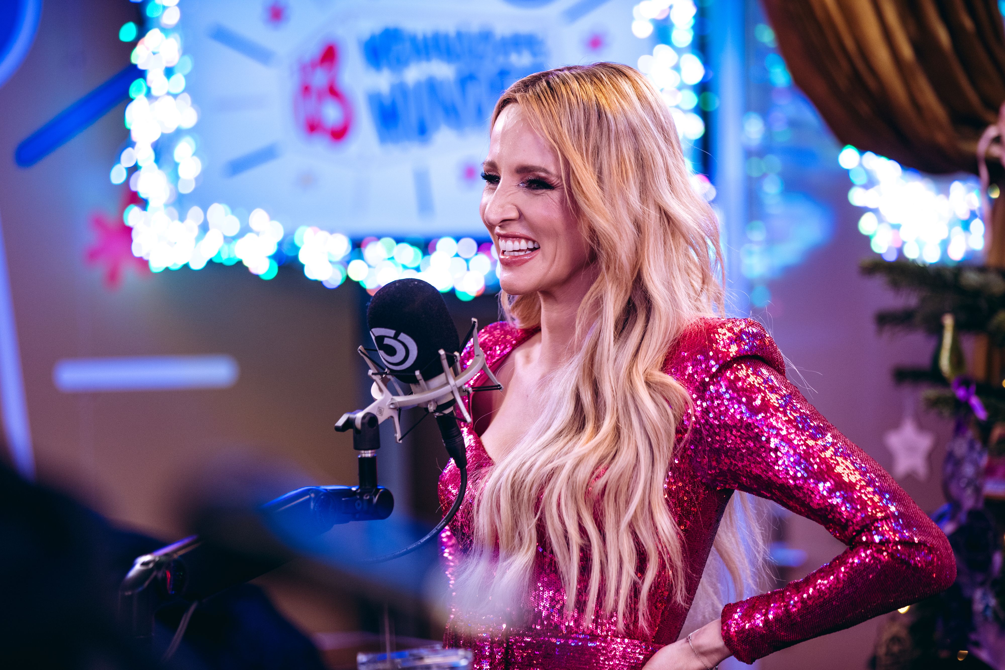 Melissa Naschenweng glitzerte beim Ö3-Weihnachtswunder.