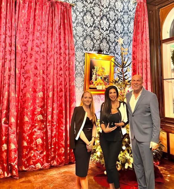 Jacqueline Lugner mit Nina 