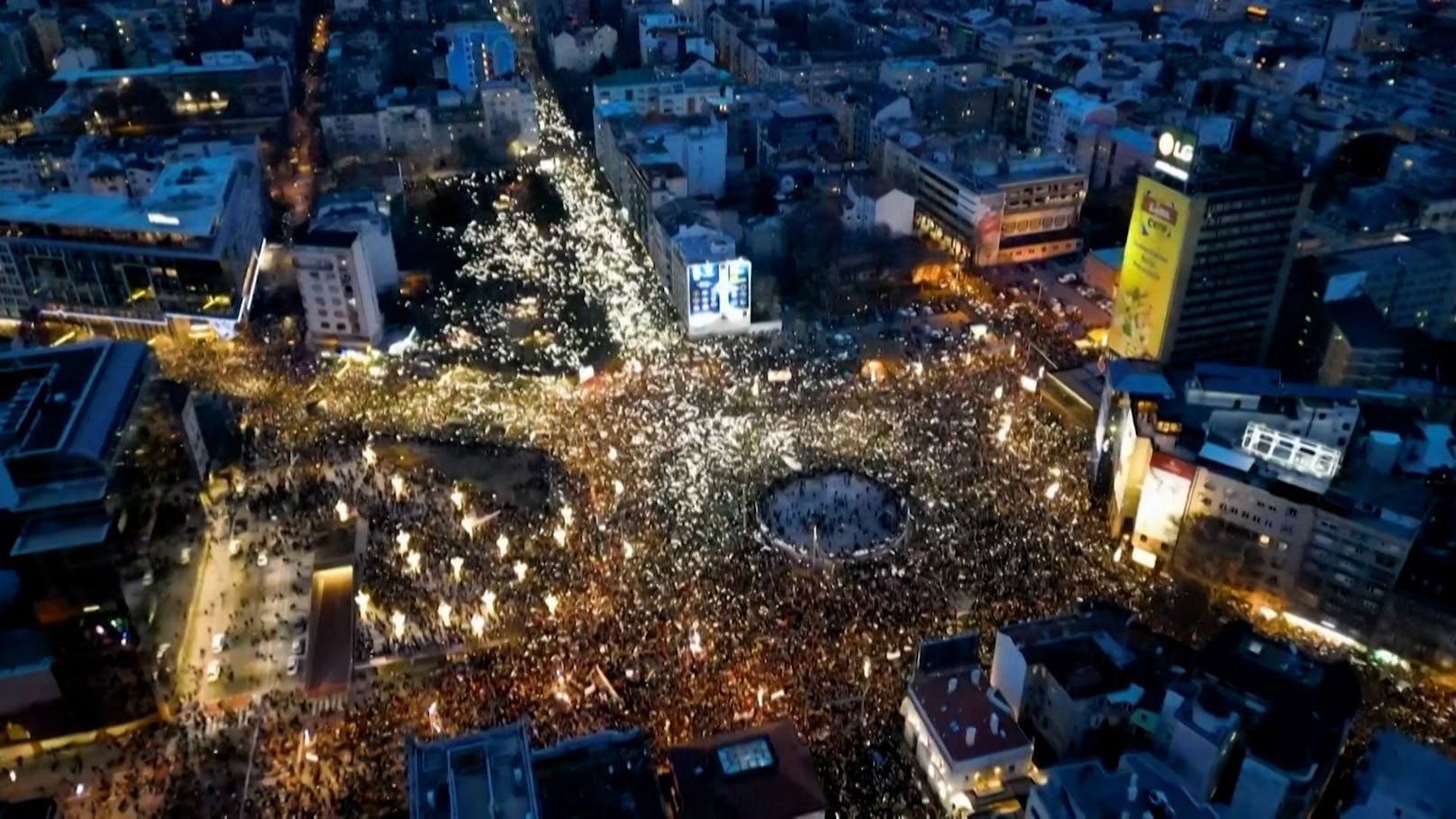 Serbien: Massendemo gegen Korruption