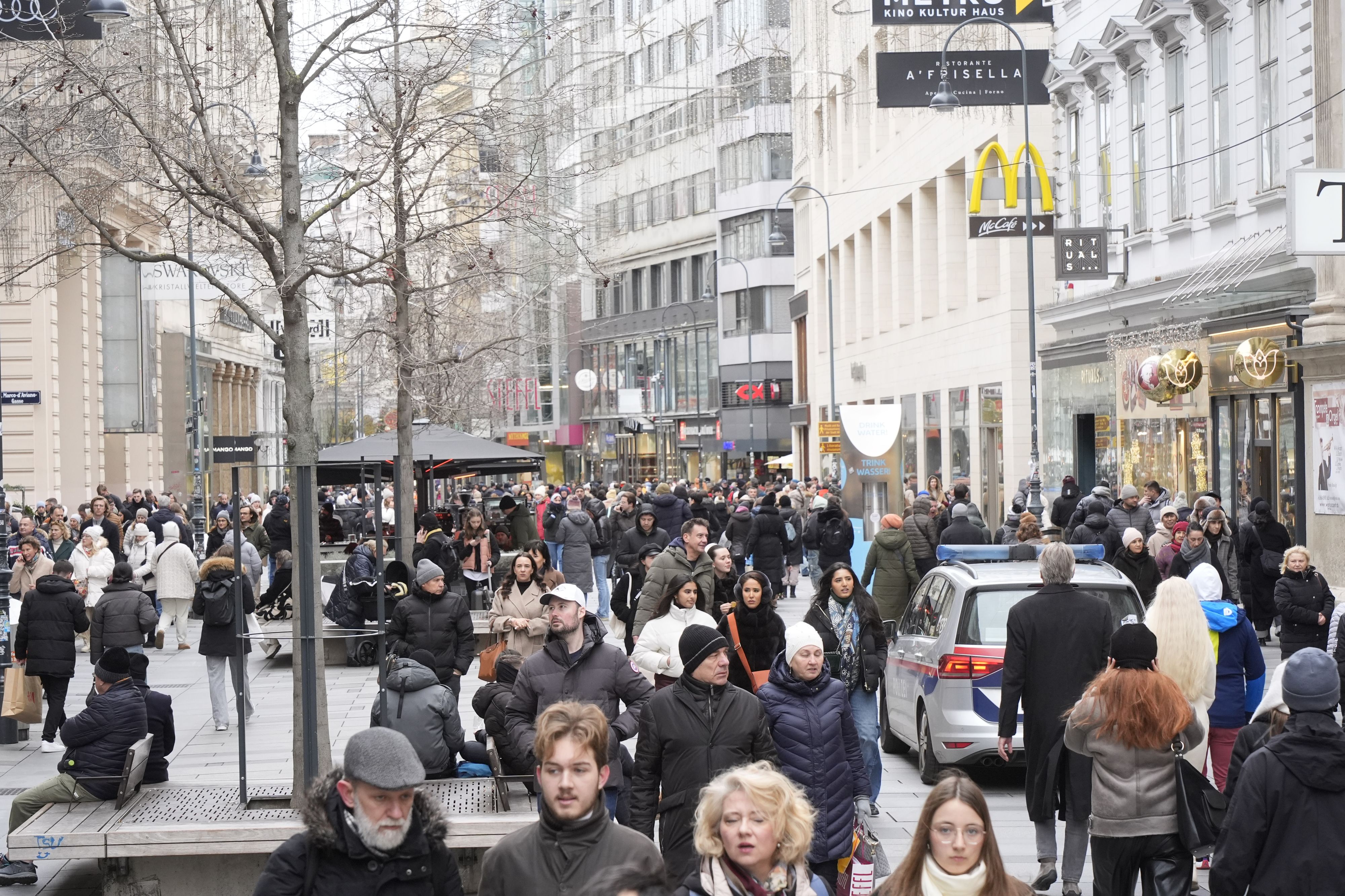Tausende Wiener suchen noch ein Last-Minute-Geschenk.