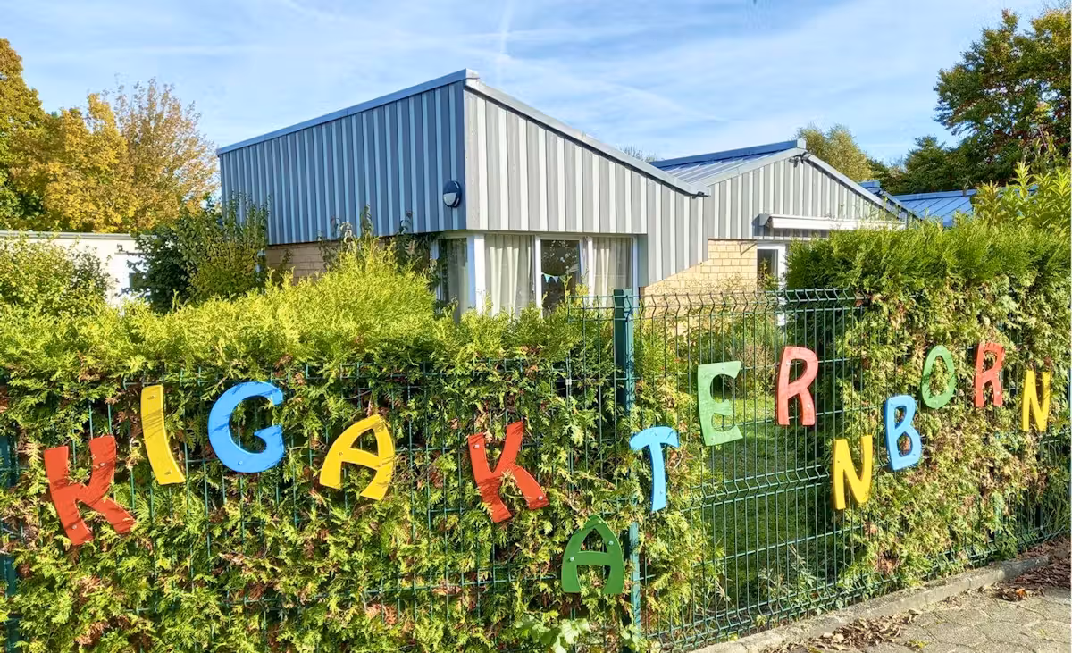 Vor dieser Kita in Unna-Königsborn (D) wurde ein schlafendes vierjähriges Mädchen entdeckt.