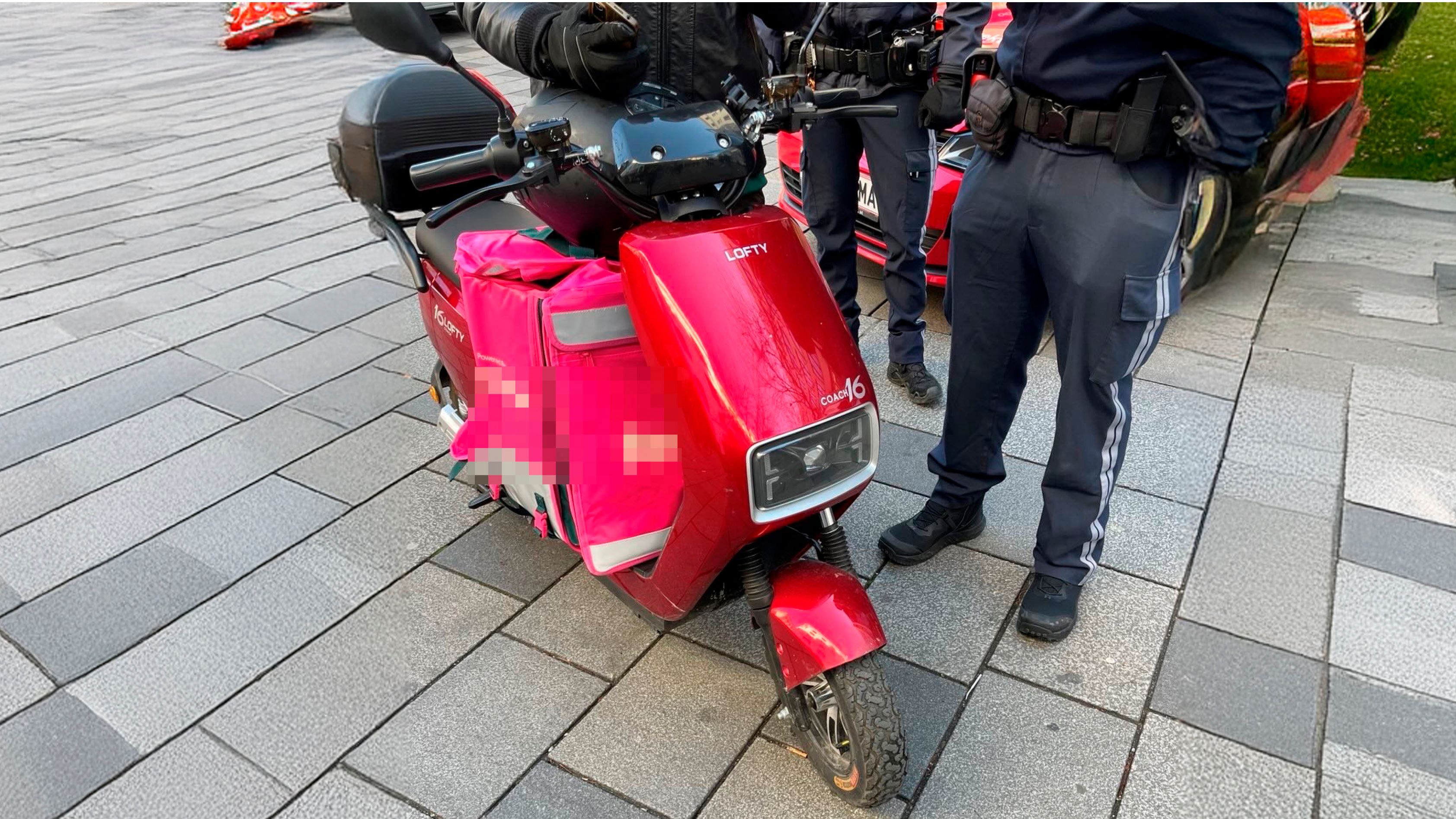 Auf der Mariahilferstraße wurden einige E-Scooter kontrolliert.