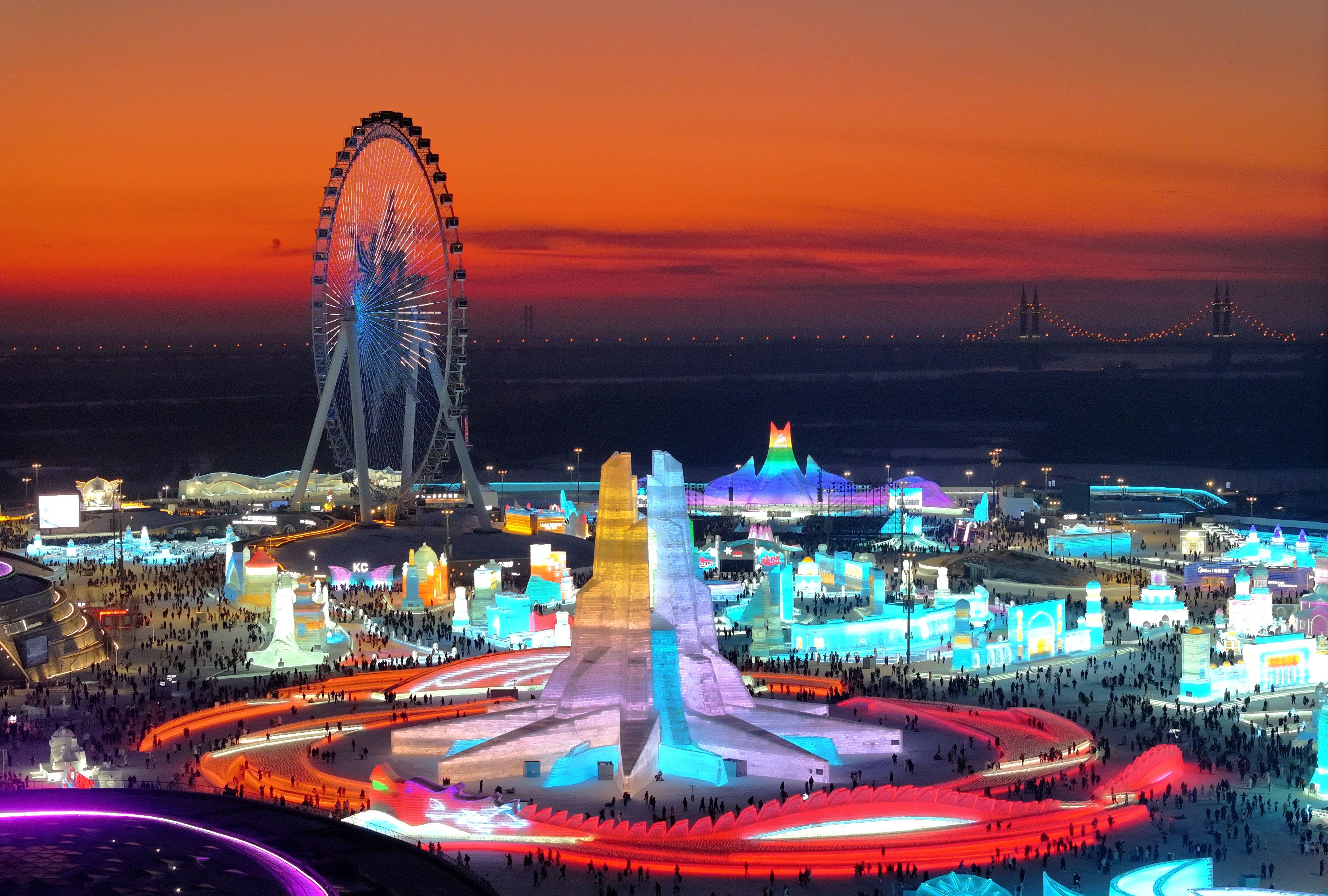 Am 21. Dezember 2024 startete das 26. Harbin Eis- und Schneefestival in China.