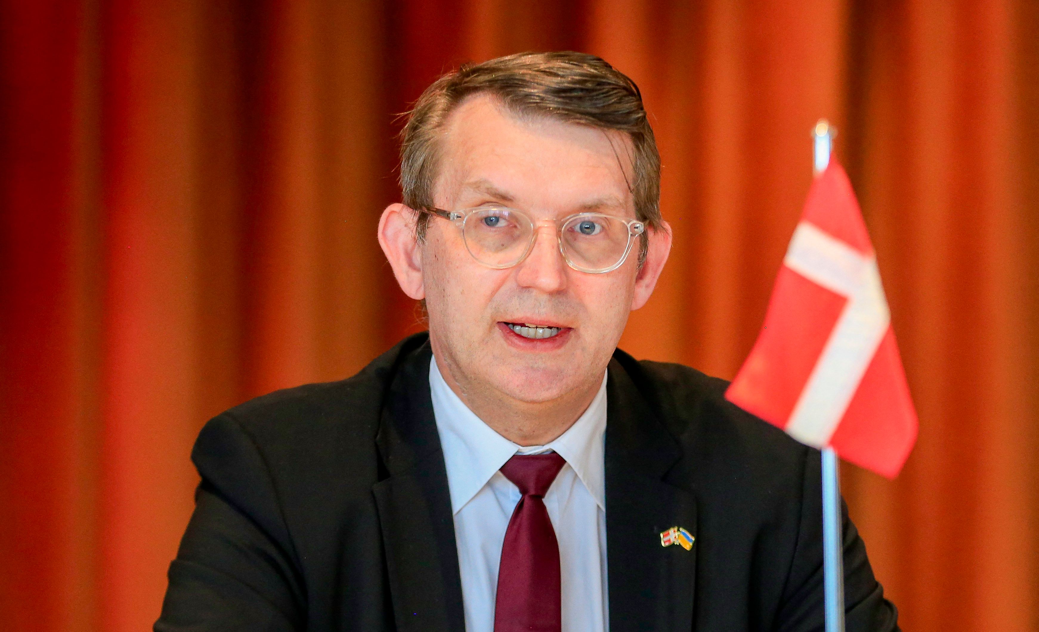 Dem dänischen Verteidigungsminister zufolge werde man intensiv in Grönland investieren. 