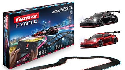 Carrera Hybrid erweitert: Externe Controller-Unterstützung für individuellen Fahrspaß.