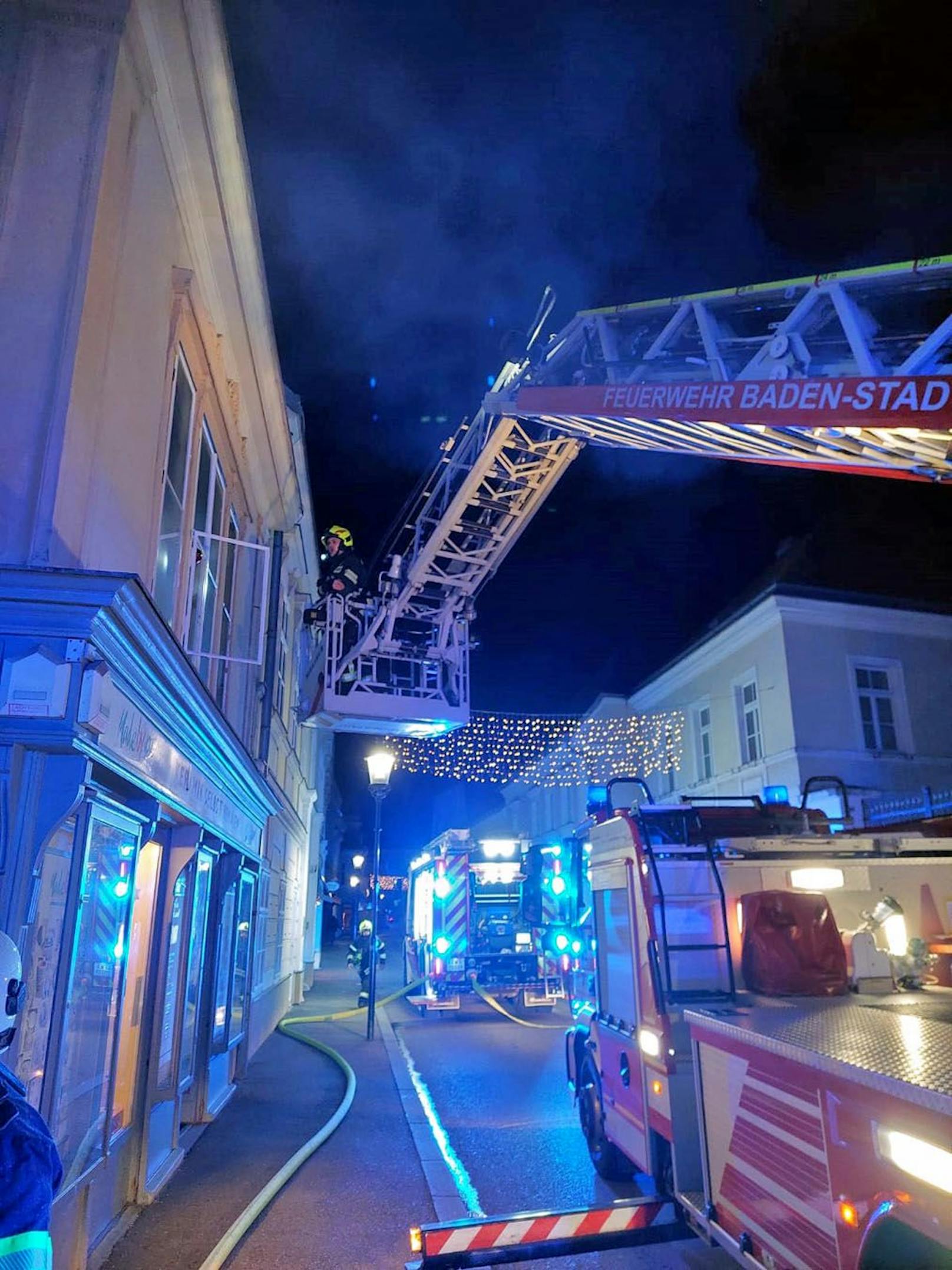 Wohnungsbrand in der Badener City: Feuerwehr im Einsatz