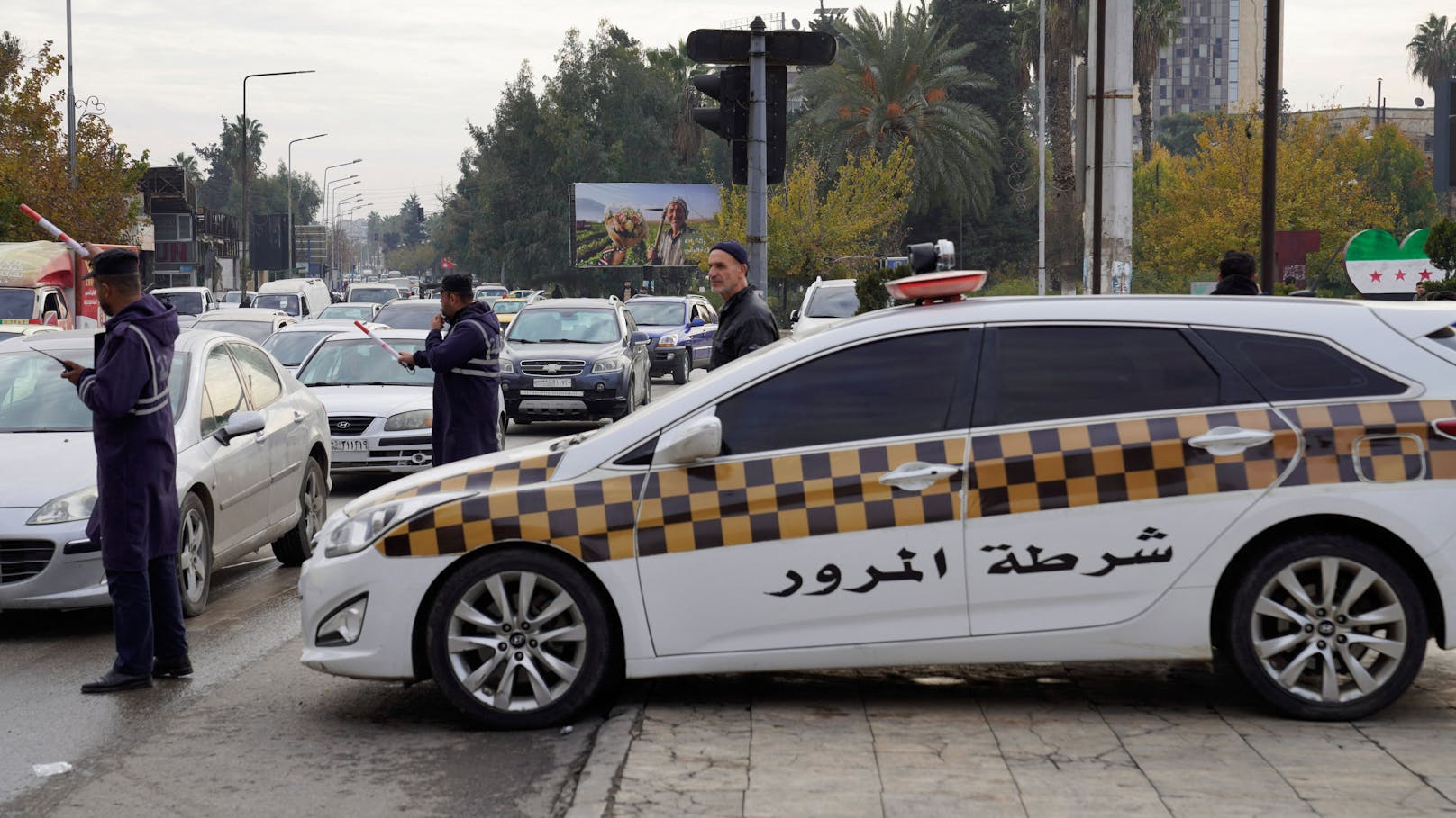 Assad-Anhänger töten 14 Polizisten bei Festnahme