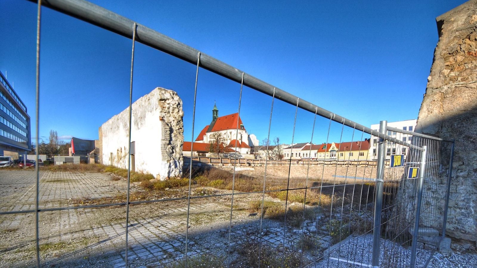 Heute.at - Brisante Millionenpleite: Zittern um 500 neue Wohnungen