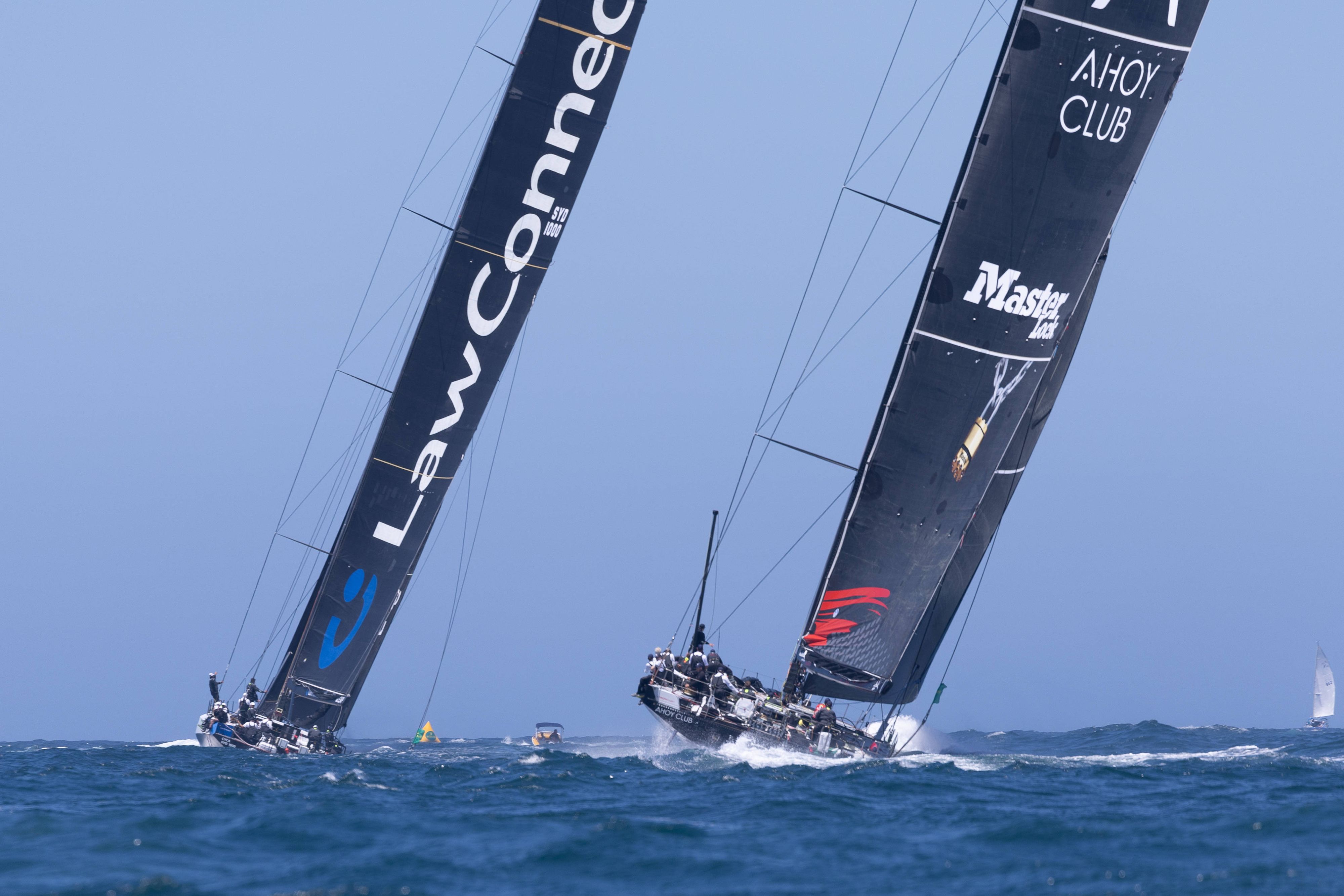 Die Tragödie überschattet die Sydney-Hobart-Regatta.