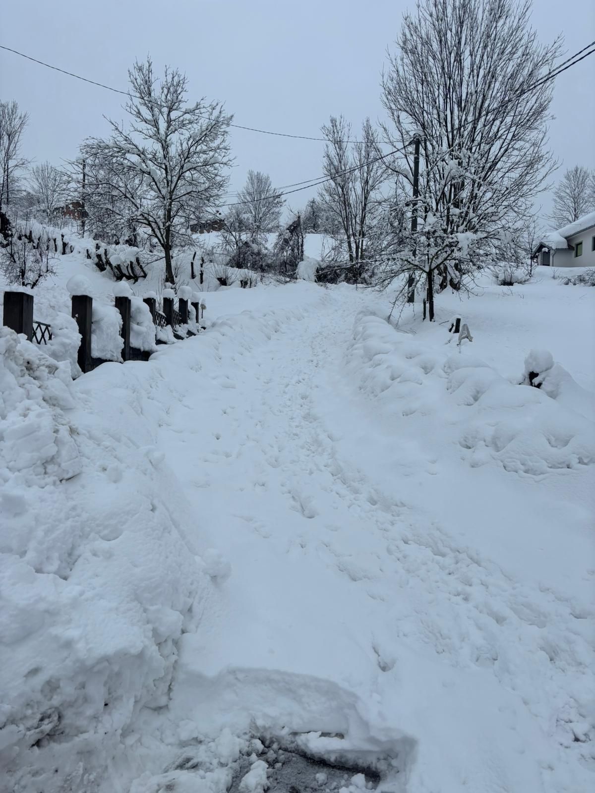 Mittlerweile ist die Familie vier Tage ohne Strom.