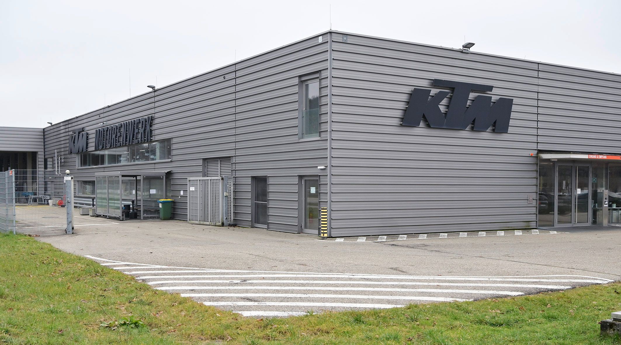 Bis März ruht die Produktion bei KTM. Im Bild: Motorenwerk in Munderfing (Bez. Braunau)