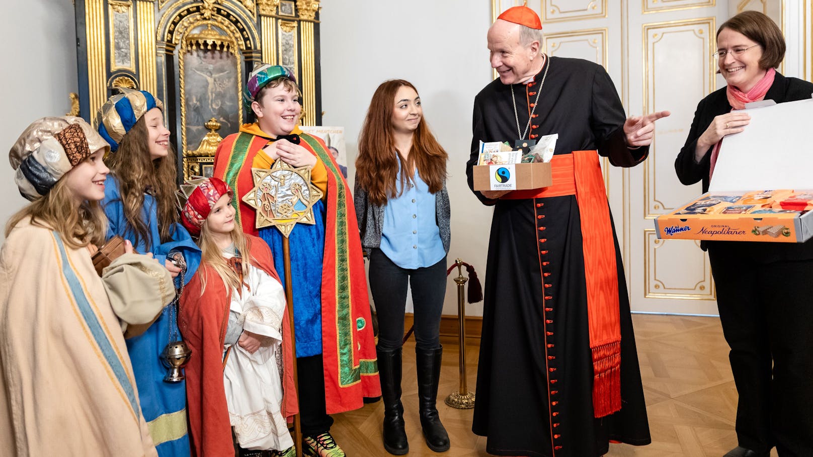 Sternsinger zu Besuch bei Kardinal Christoph Schönborn