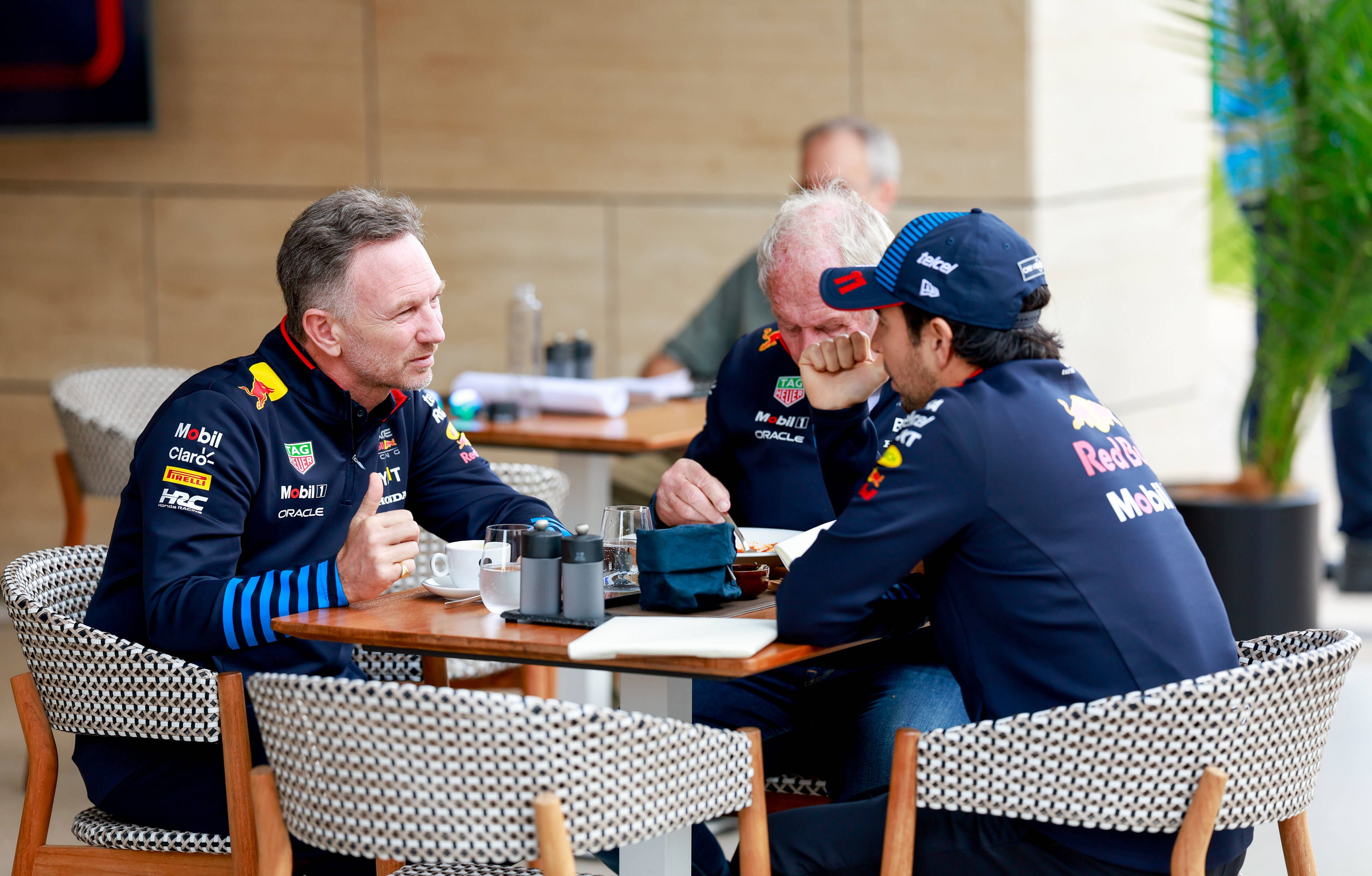 Red-Bull-Teamchef Christian Horner spricht über die Trennung von Sergio Perez. 
