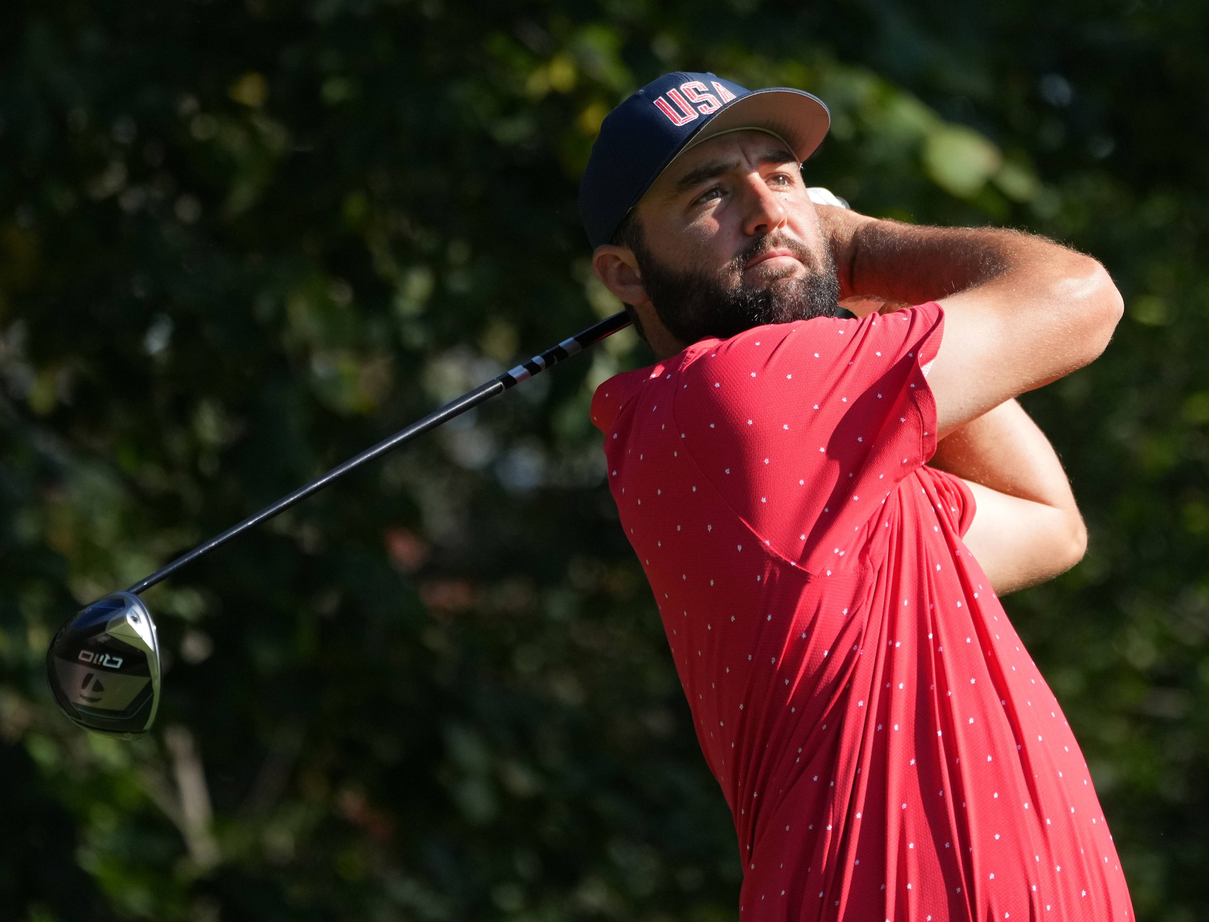Scottie Scheffler, der Weltranglisten-Erste im Golf, verletzte sich beim Weihnachtsessen. 