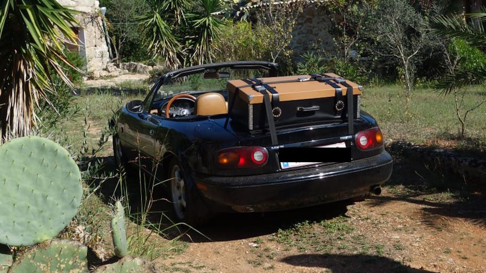 Ihr geliebtes Mazda-Cabrio wurde beim 1.000-jährlichen Hochwasser zerstört.