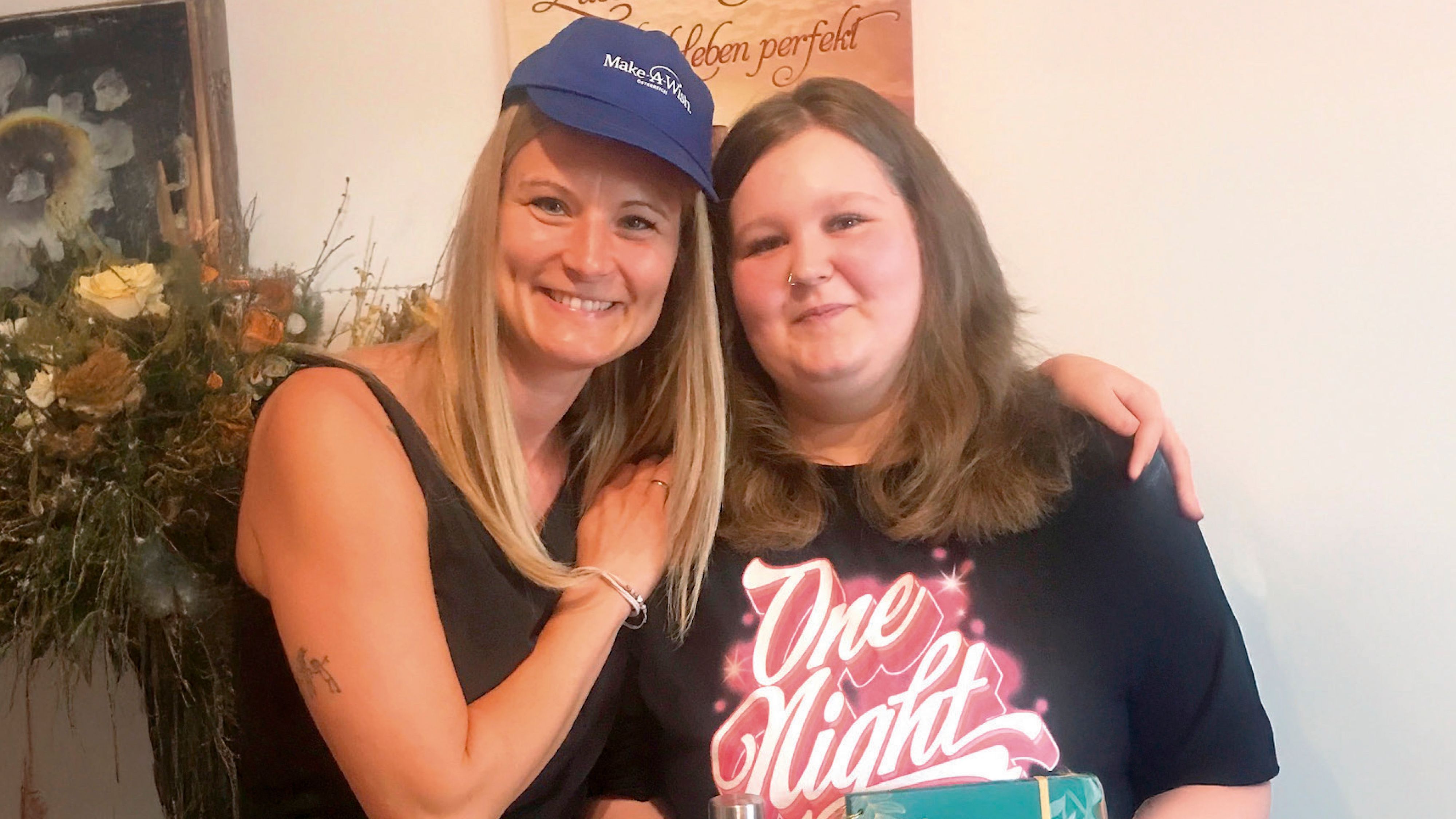 Personal-Trainerin Tina und Michelle (v.l.)