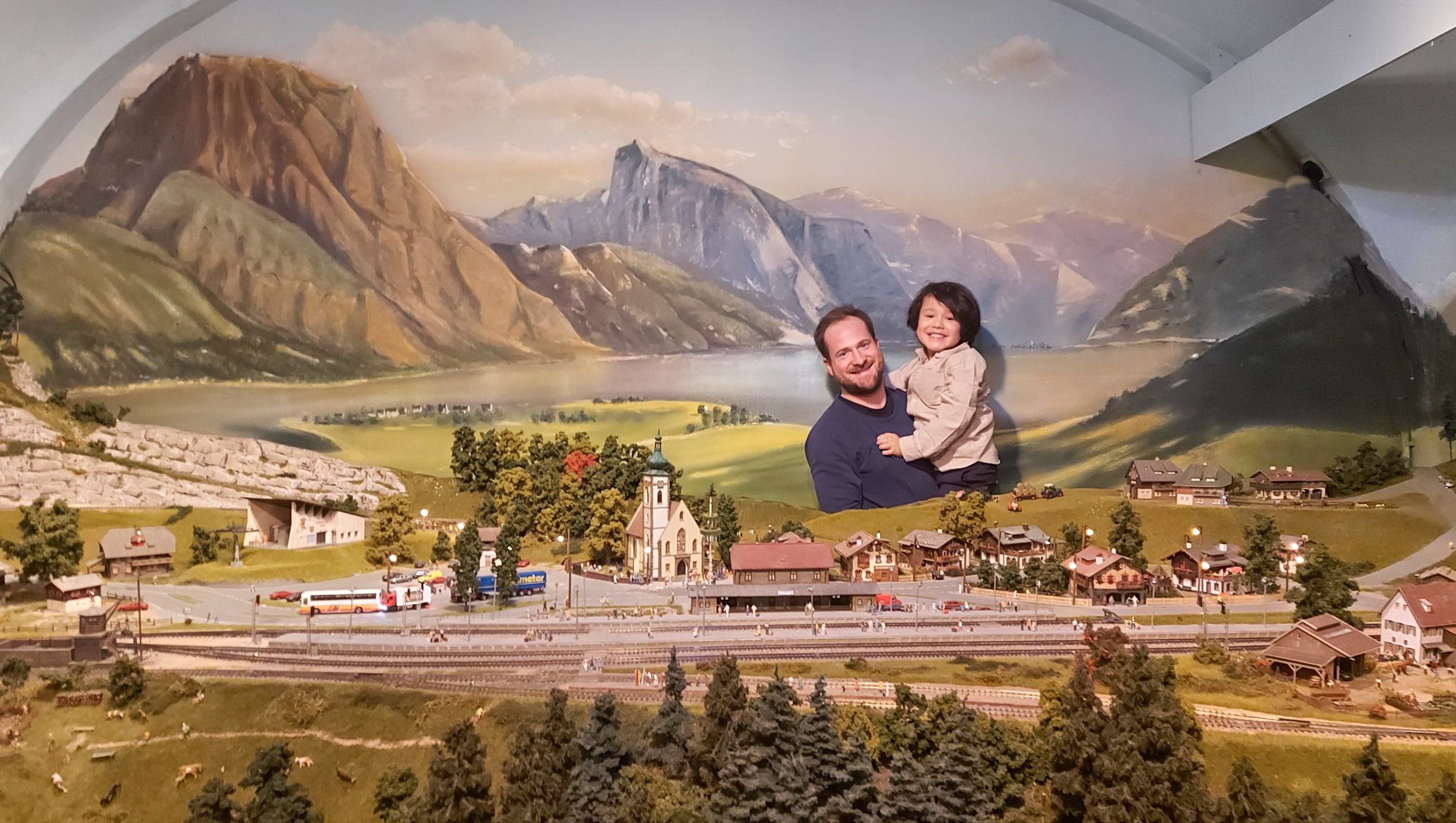 Bringt klein und groß zum Staunen: Das Miniatur Tirolerland in Wien-Margareten.