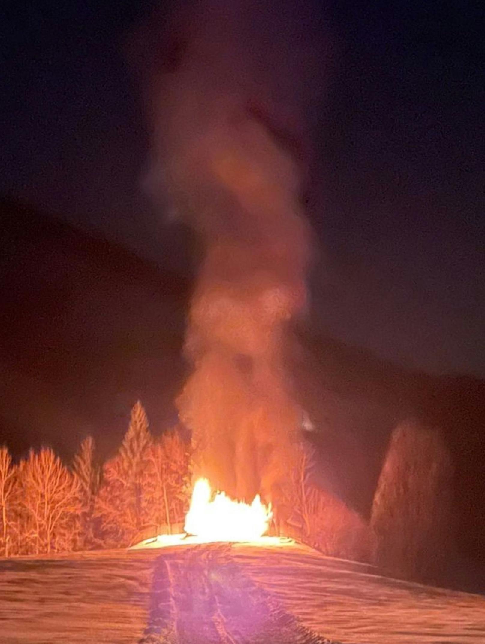 Ein Ferienhaus war in Vollbrand geraten.