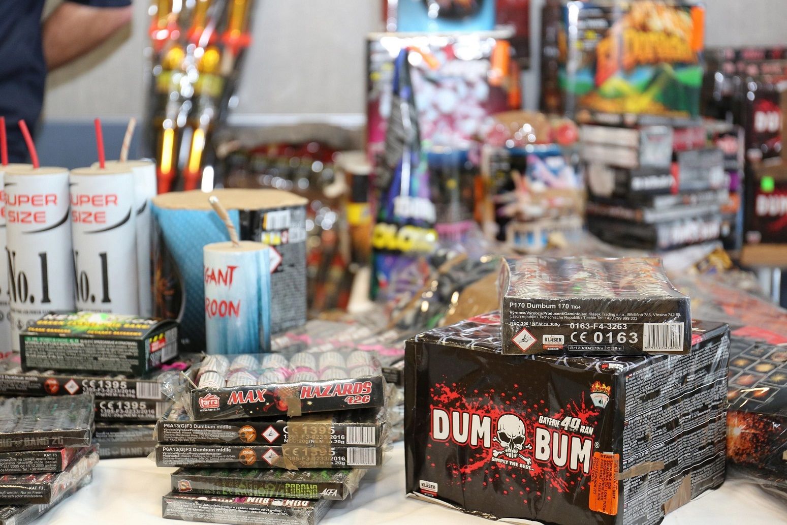 Hunderte Kilo Böller werden jedes Jahr an der tschechischen Grenze aus dem Verkehr gezogen. (Symbolbild)