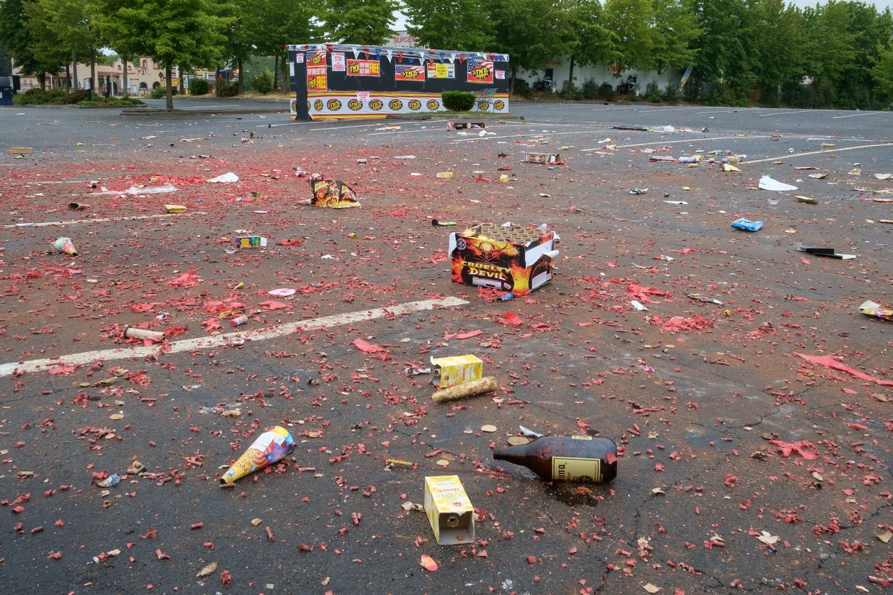 Feuerwerke sind laut und verursachen viel Müll. Die Landwirte in OÖ warnen jetzt eindringlich.