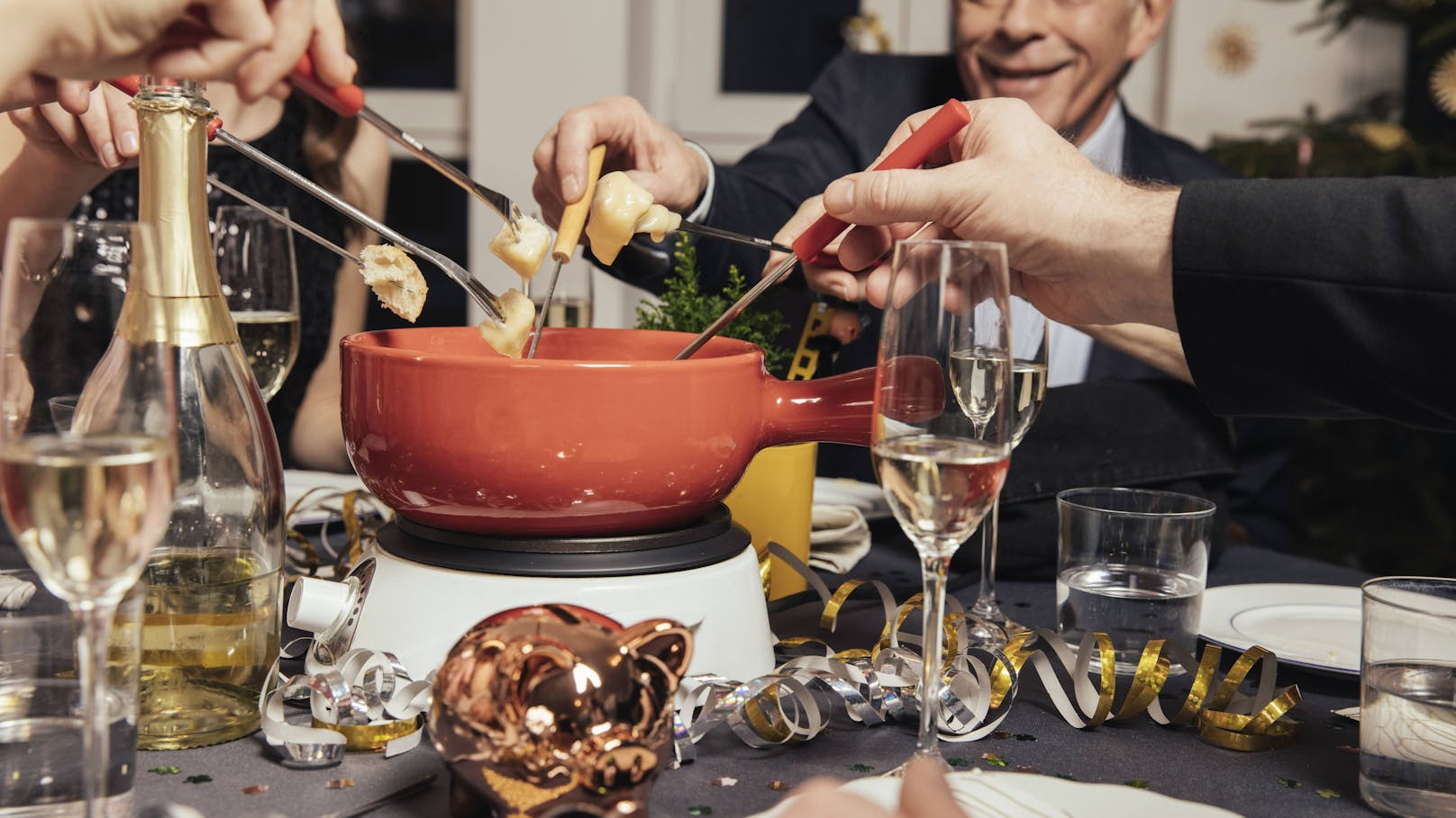 Fünf Gesprächsthemen für einen lustigen Silvesterabend