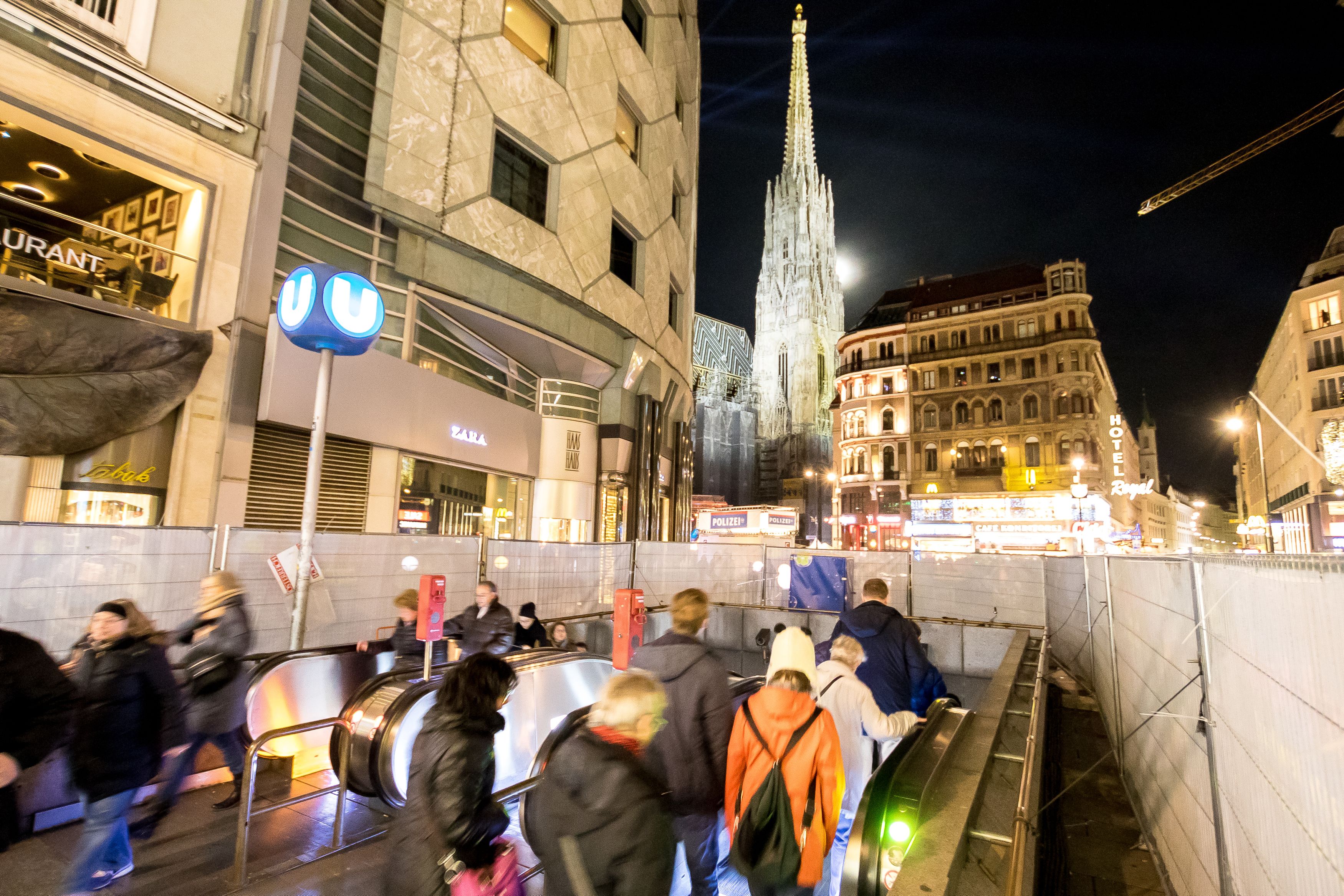 Die U-Bahn-Station Stephansplatz wird aus Sicherheitsgründen ab 21 Uhr gesperrt.