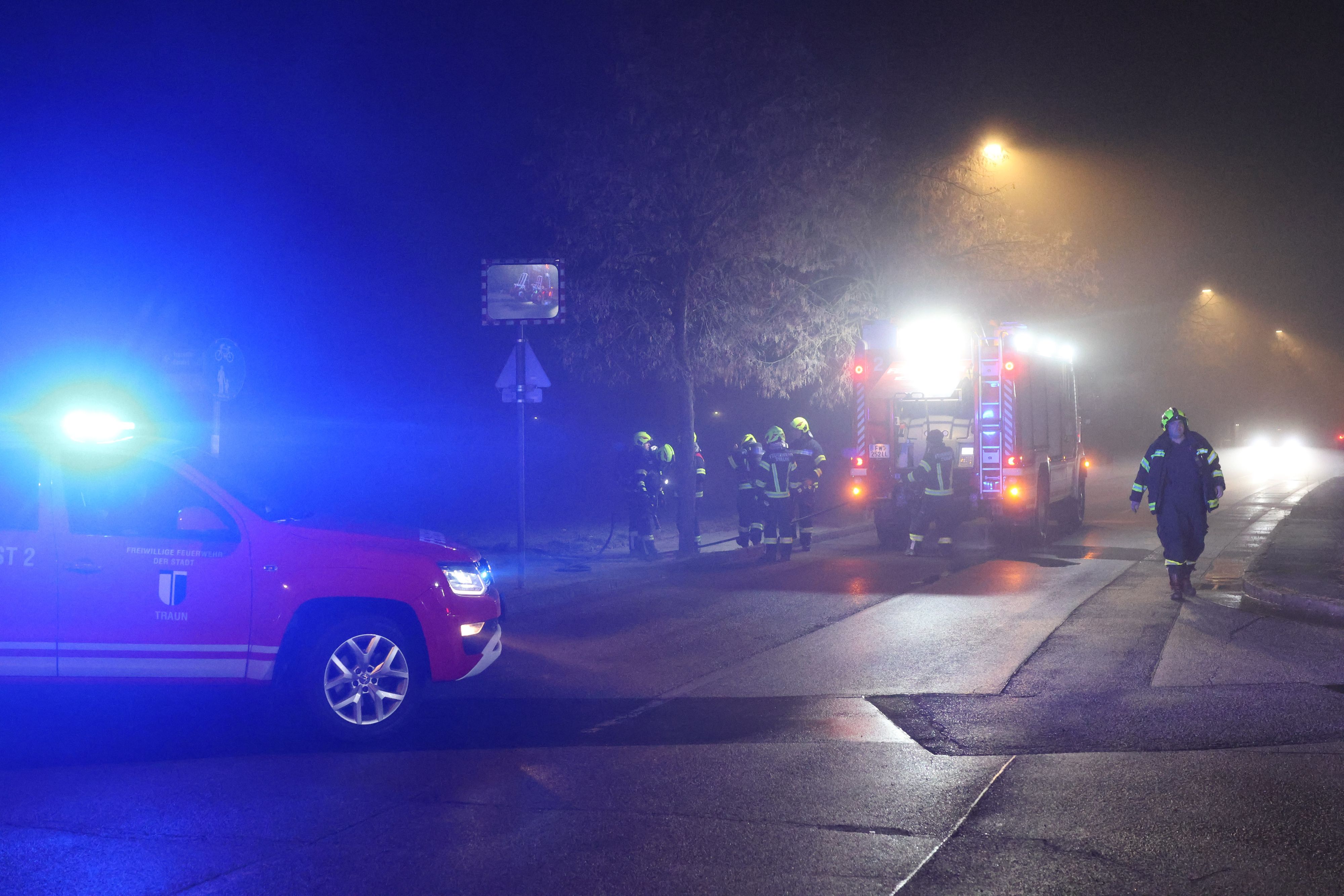 Auch in Oberösterreich kam es zu mehreren Einsätzen. Etwa bei einem Flurbrand in Traun. 