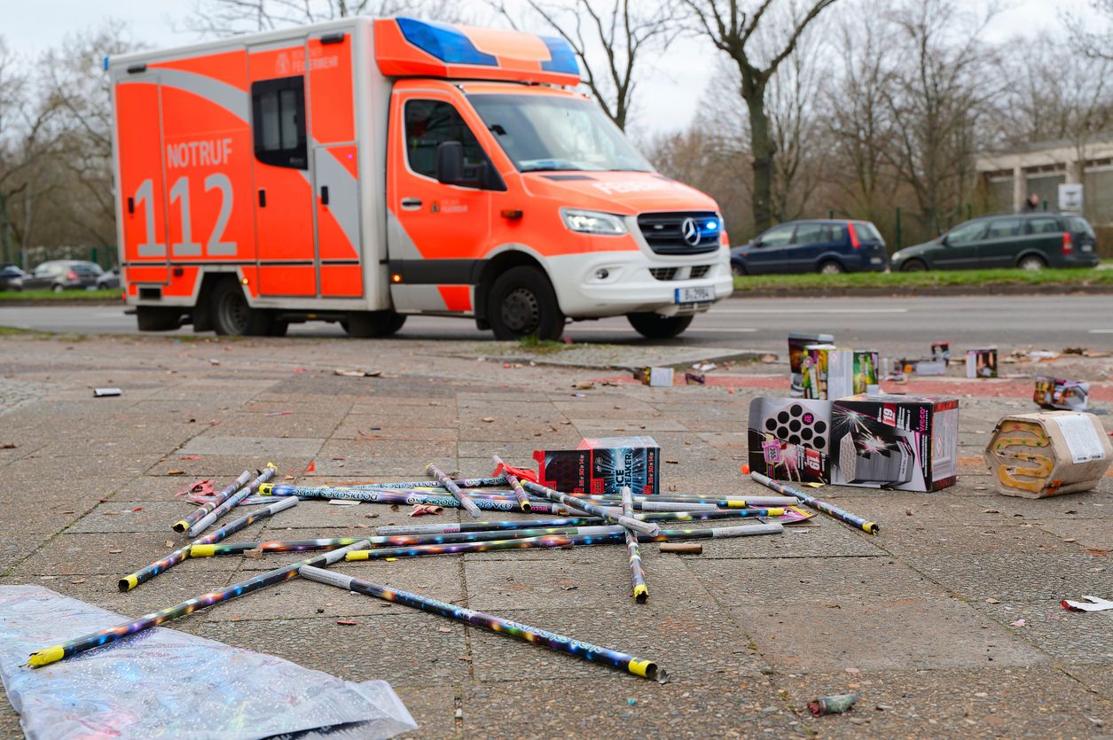 In Stuttgart hat ein Mann bei einem Böllerunfall einen Finger verloren. (Symbolbild)