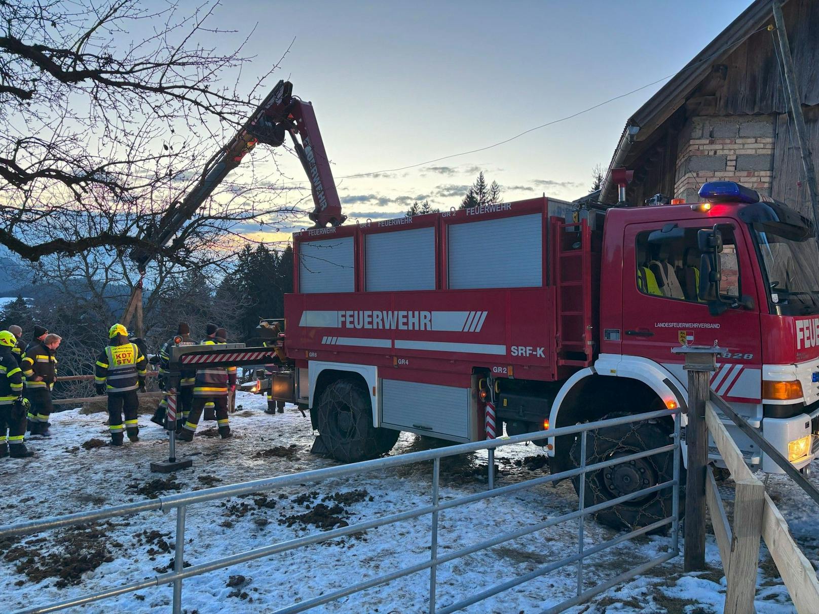 20 Mann im Einsatz