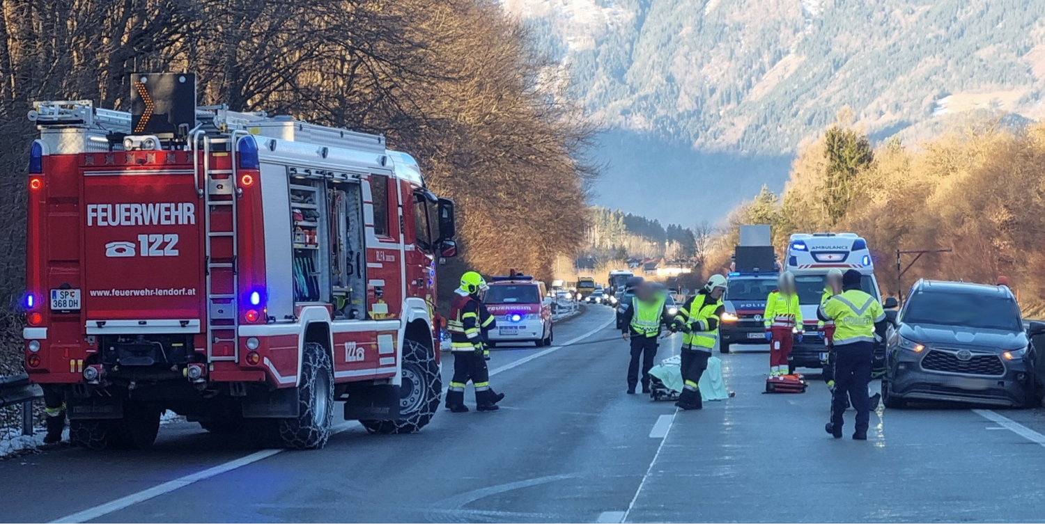 Tauernautobahn gesperrt, Einsatzkräfte am Einsatzort