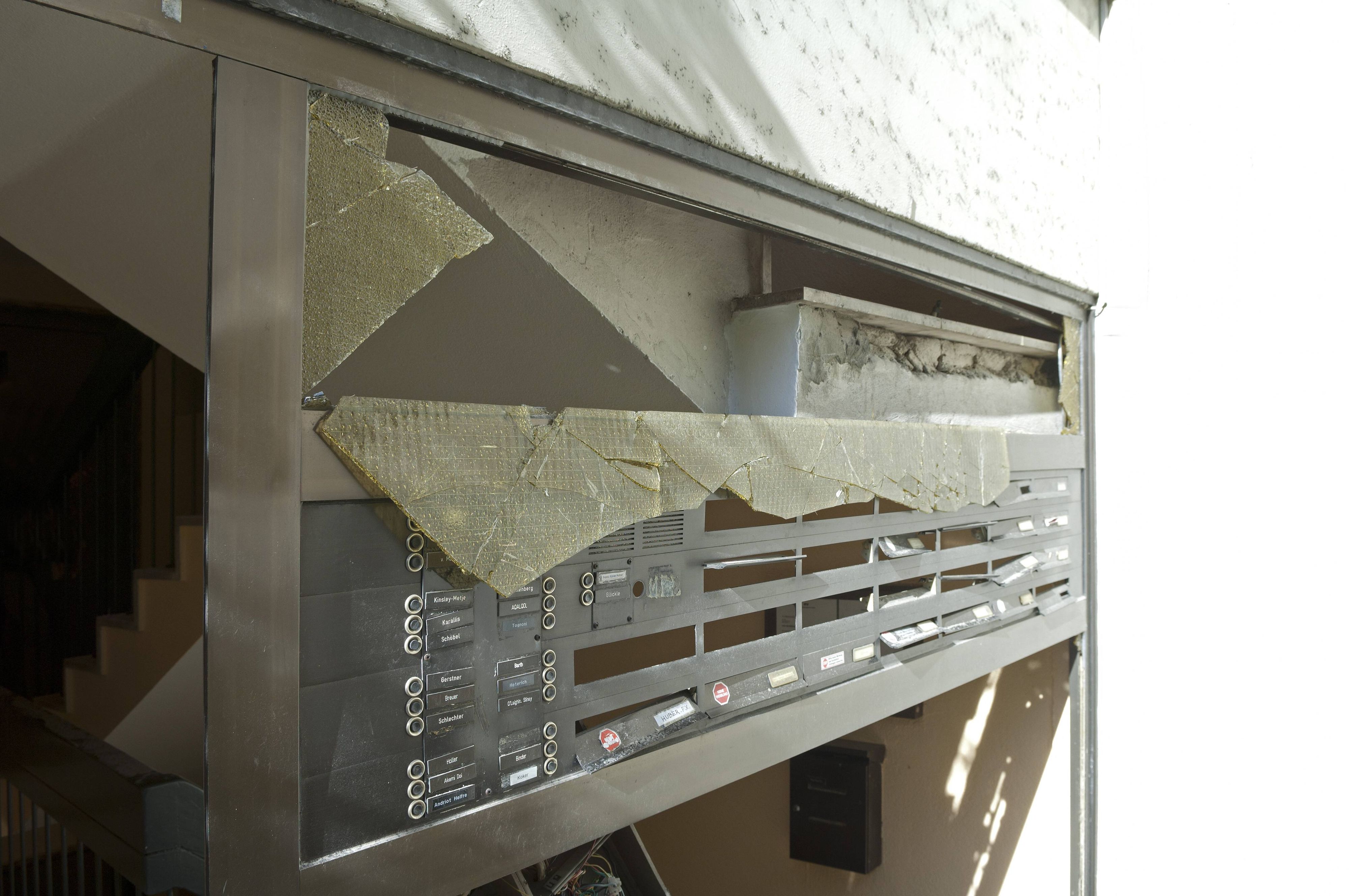 Die unbekannten Täter sprengten Postkästen mit Pyrotechnik. (Symbolbild)