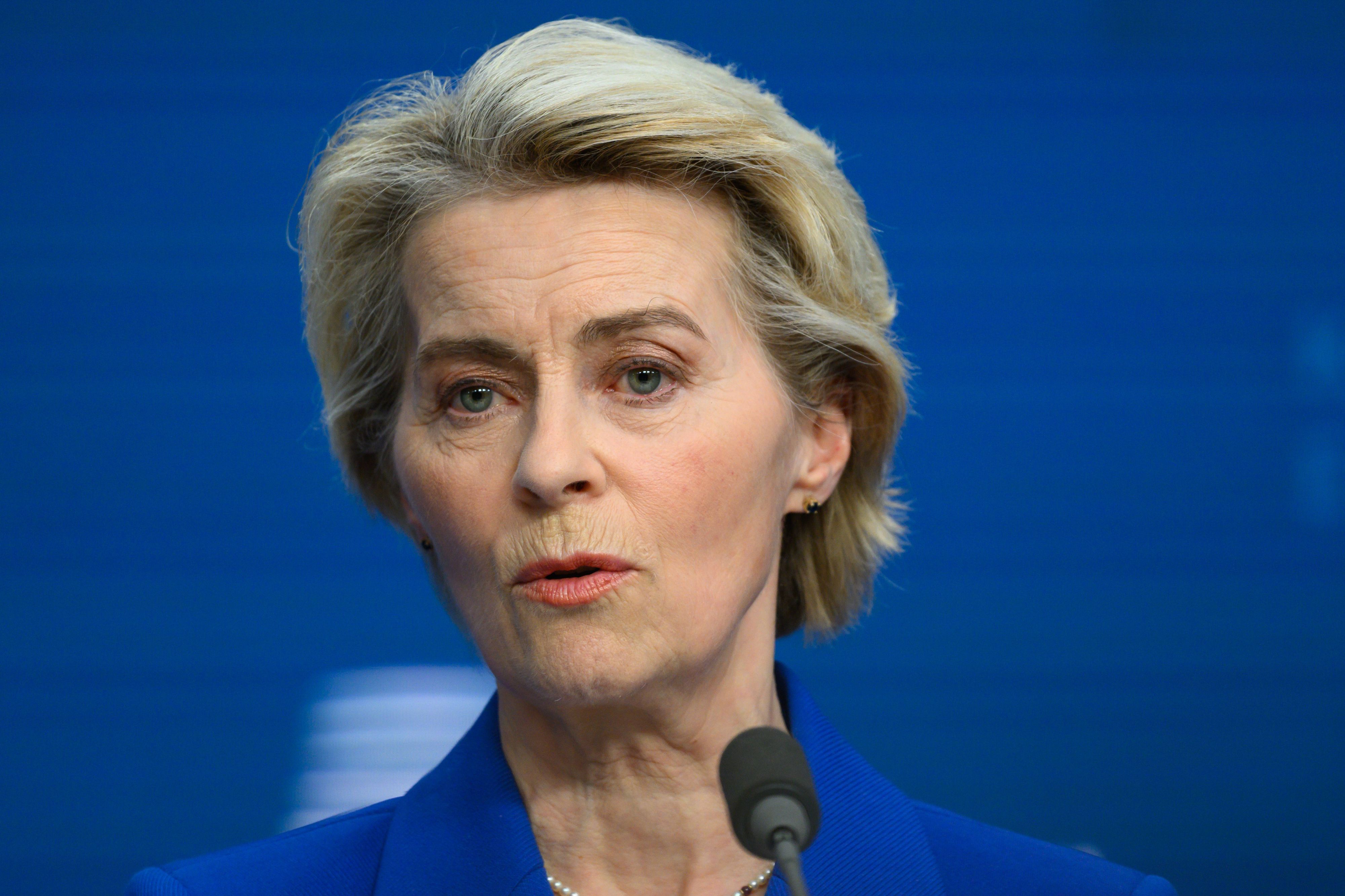 EU-Kommissionspräsidentin Ursula von der Leyen leidet aktuell an einer schweren Lungenentzündung.