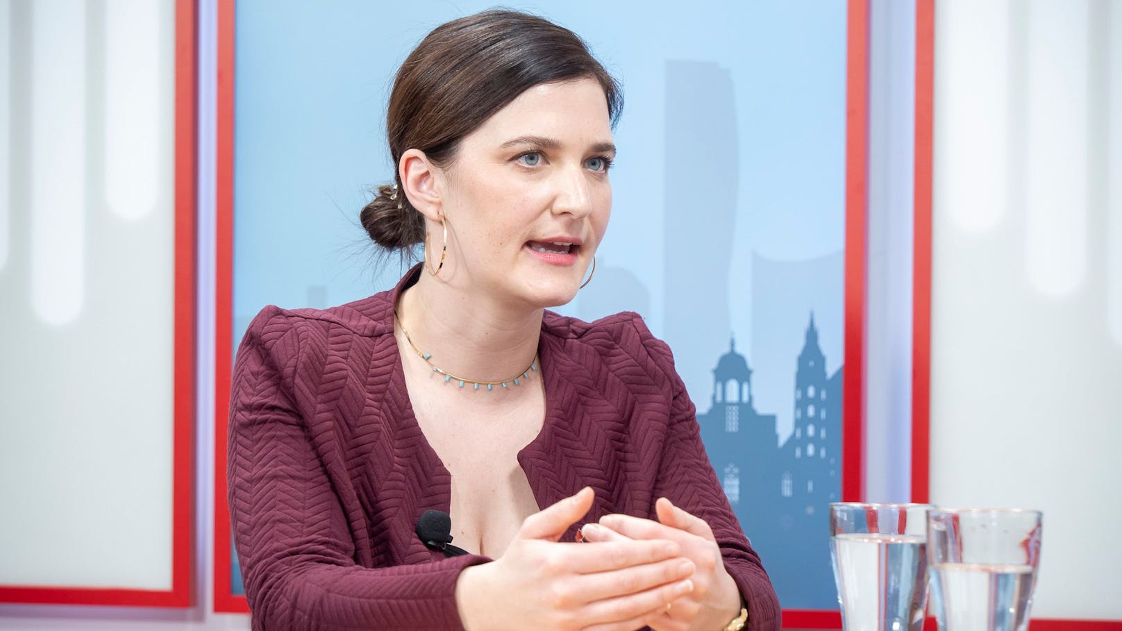 Jasmin Puchwein, Landesgeschäftsführerin der SPÖ Burgenland: "Expertenkabinett wäre eine Option."