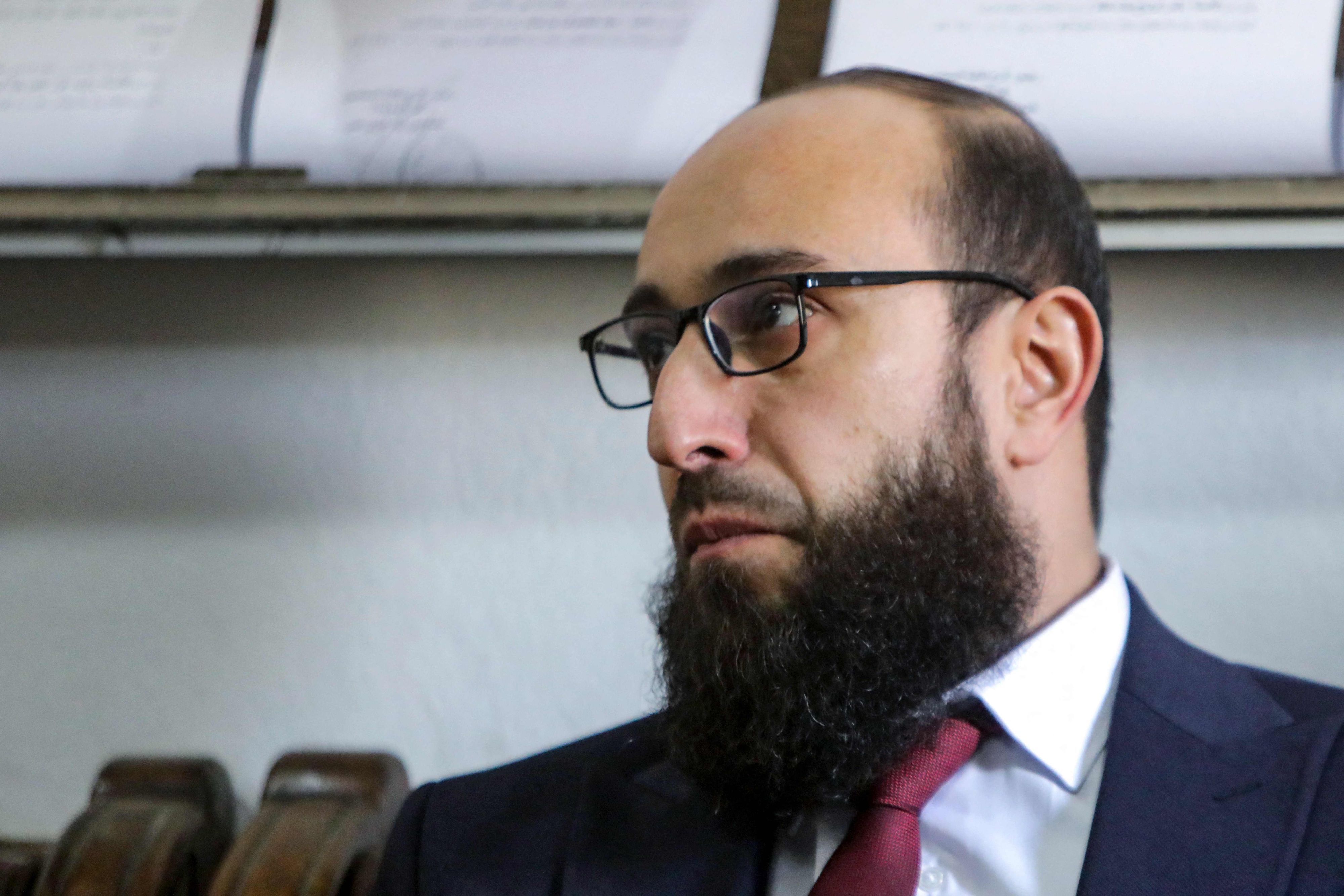 Shadi al-Waisi, der derzeitige Justizminister der syrischen Übergangsregierung, war 2015 als Richter unter der radikalislamischen Al-Nusra-Front in der Region Idlib.